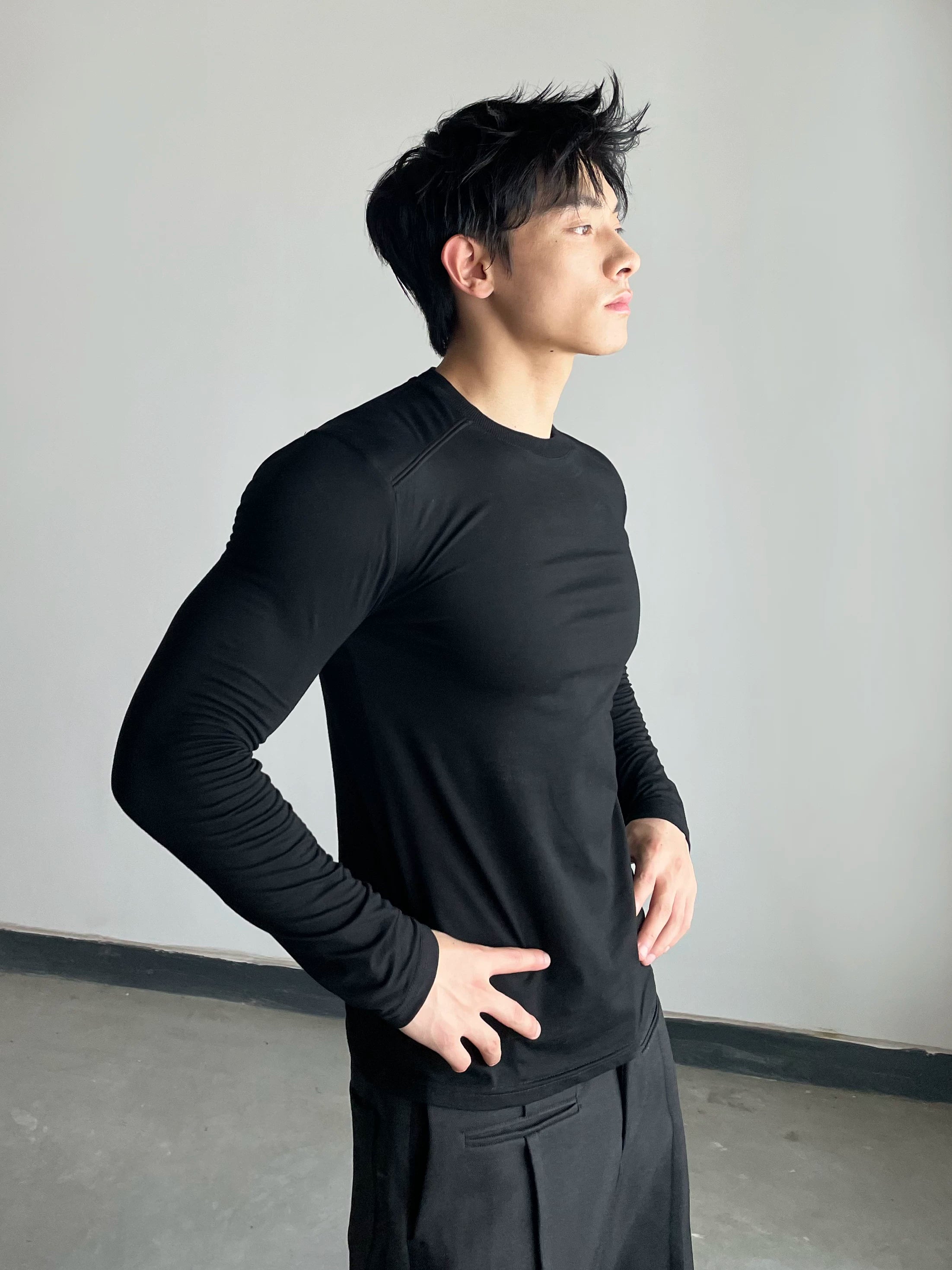 DAY NY High Elastic Front Shoulder Slim Versatile Tee