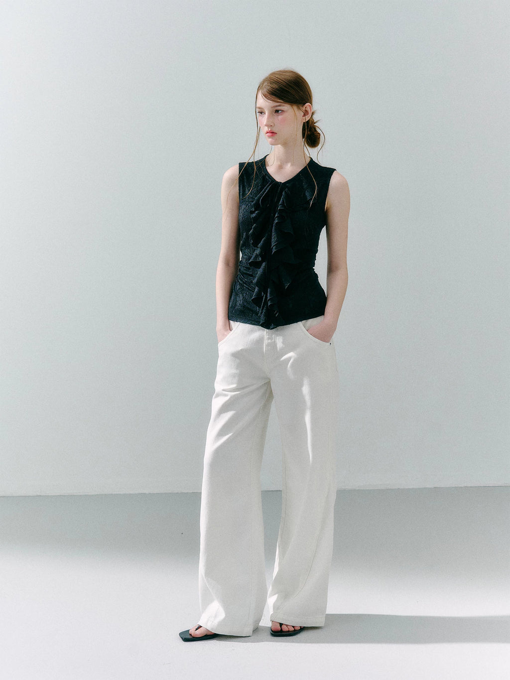 LOST FOREST Lace Lotus Leaf Slim Fit Vest