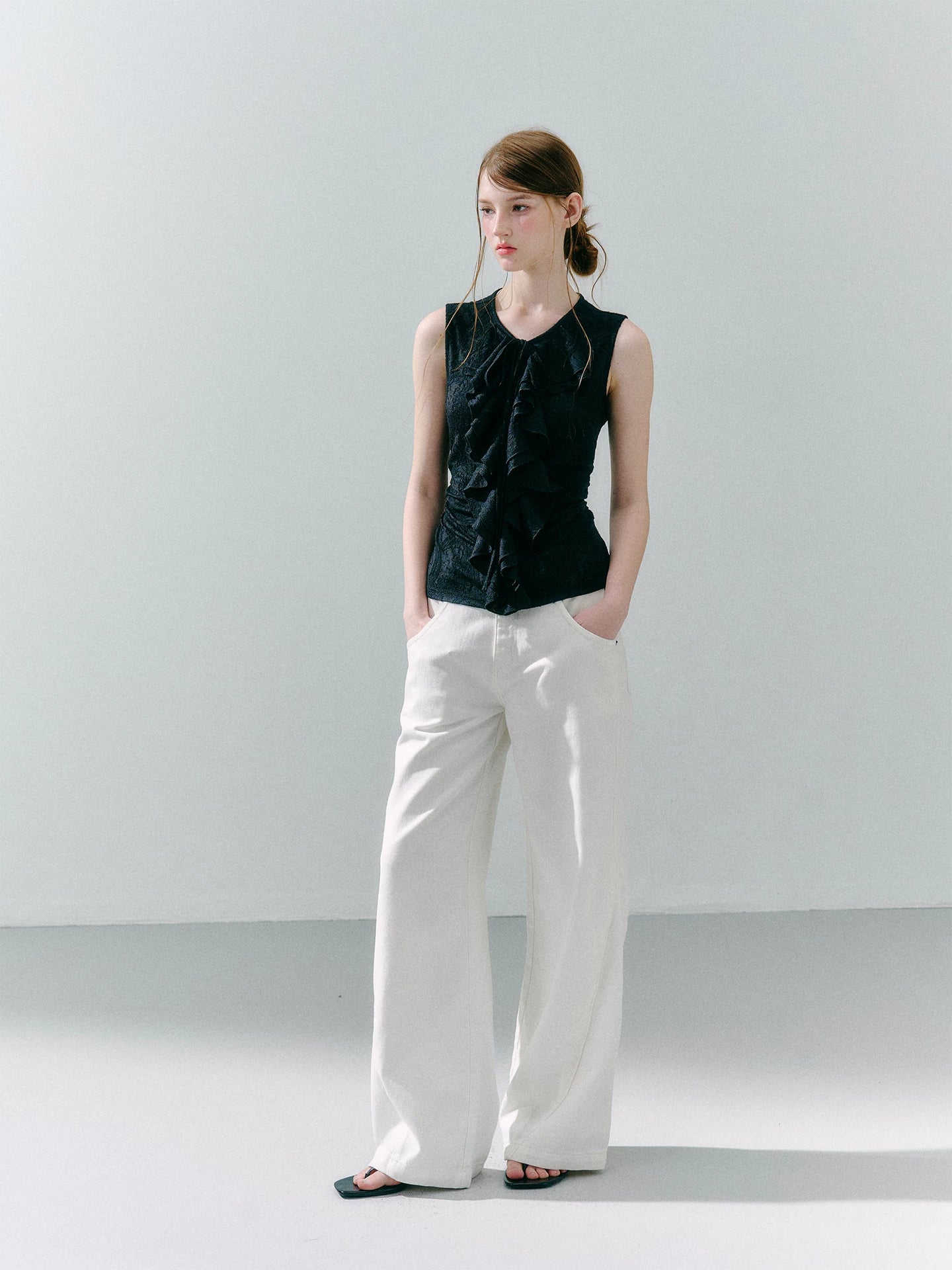 LOST FOREST Lace Lotus Leaf Slim Fit Vest