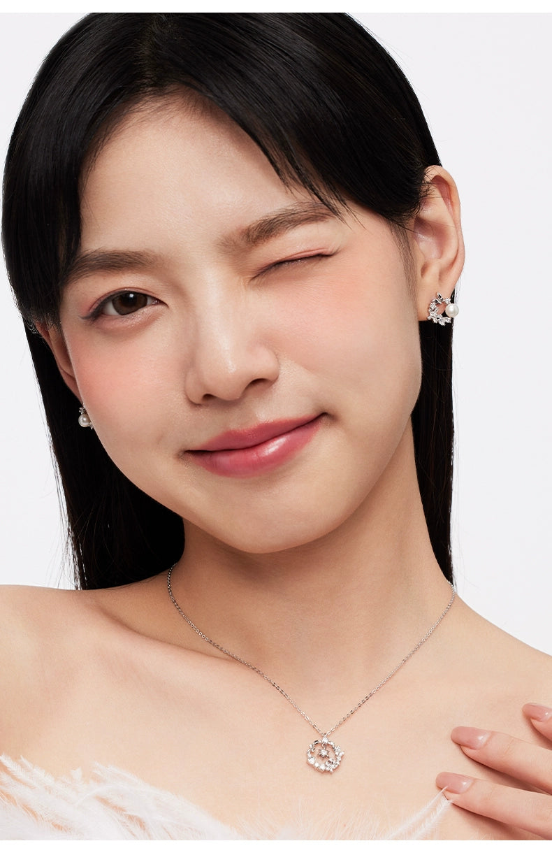 KADER Cloud Butterfly Wreath Freshwater Pearl Stud Earrings