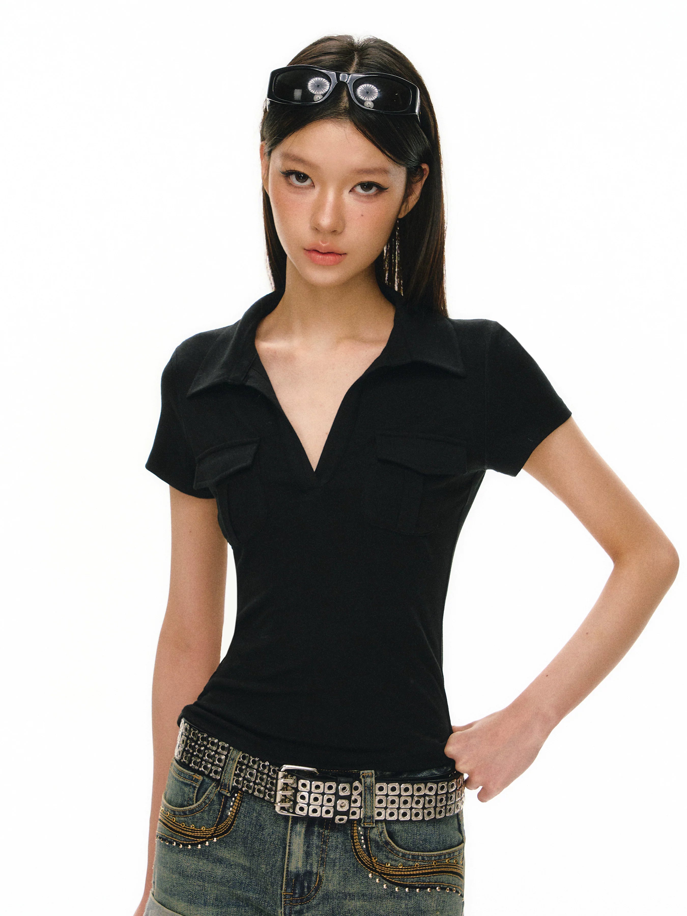 Ariseism Fitted V-Neck Pocket Short Sleeve Tee