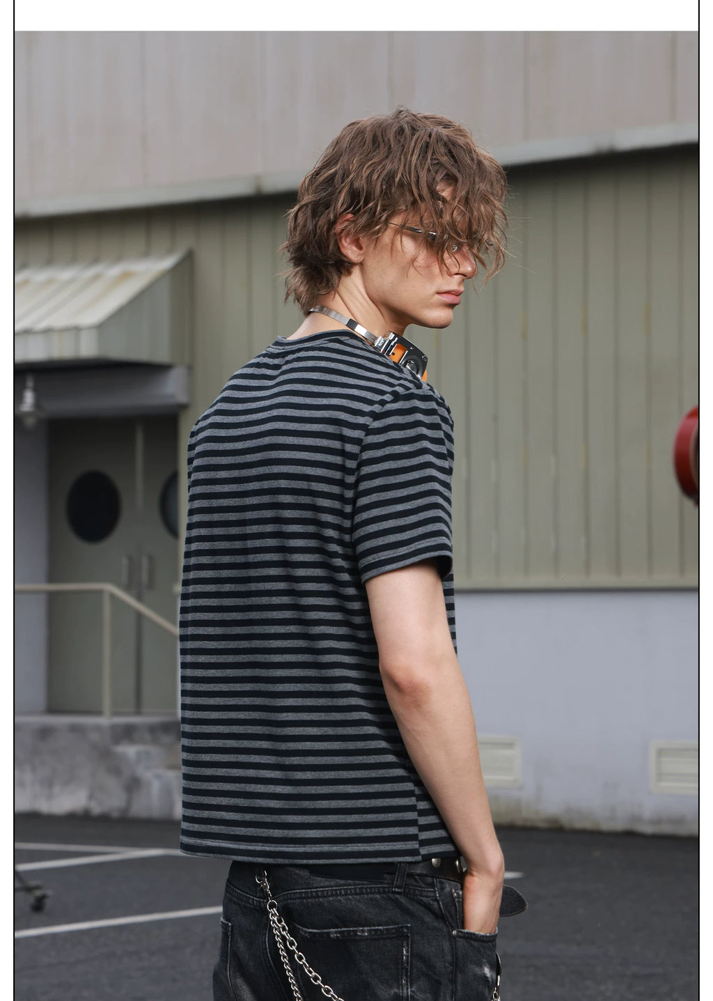 SAXGENWON Striped Three-dimensional Bright Silver Printed Front Shoulder Tee
