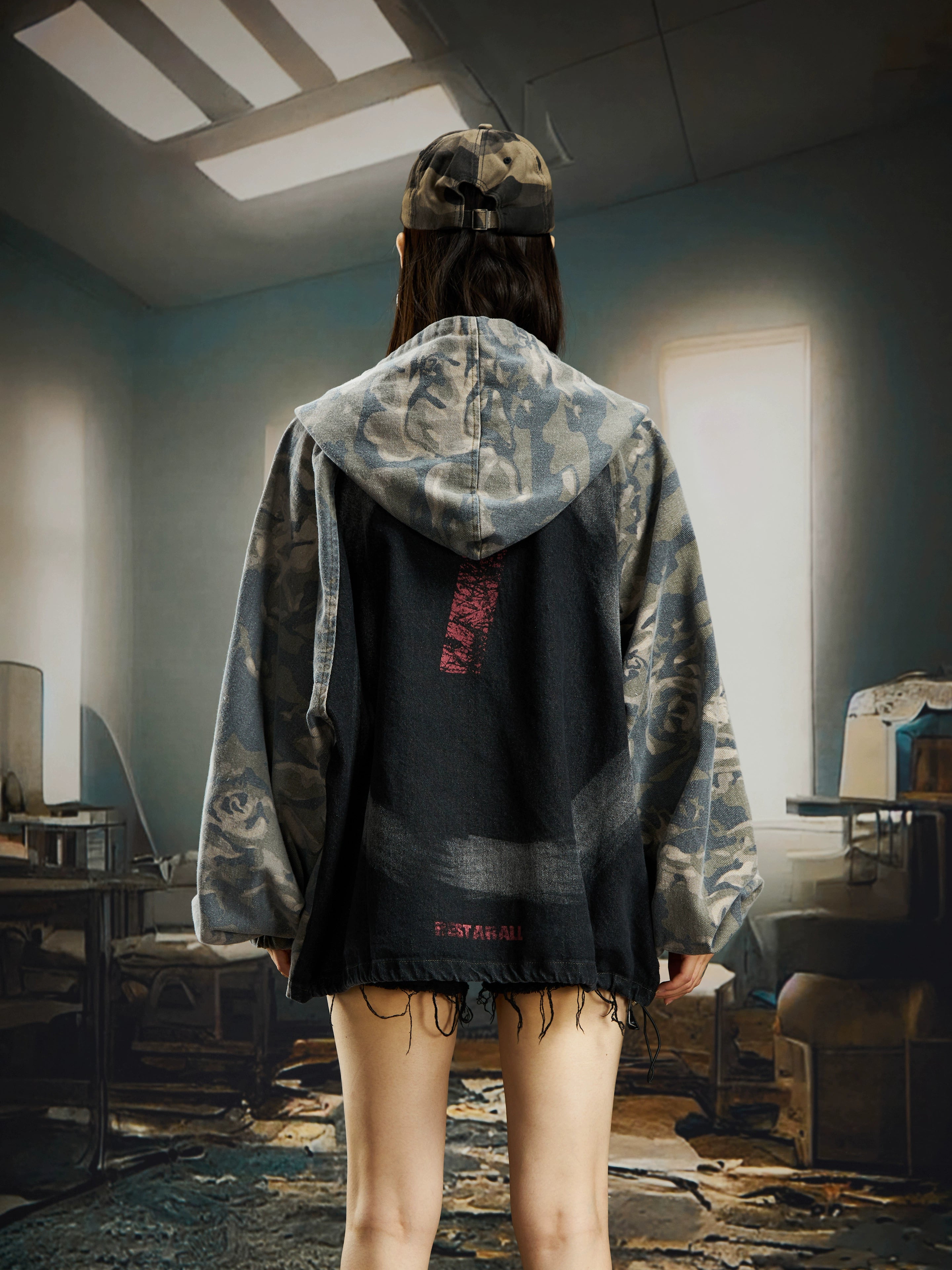 NOMANIAI Splicing Sense Retro Graffiti Camouflage Coat