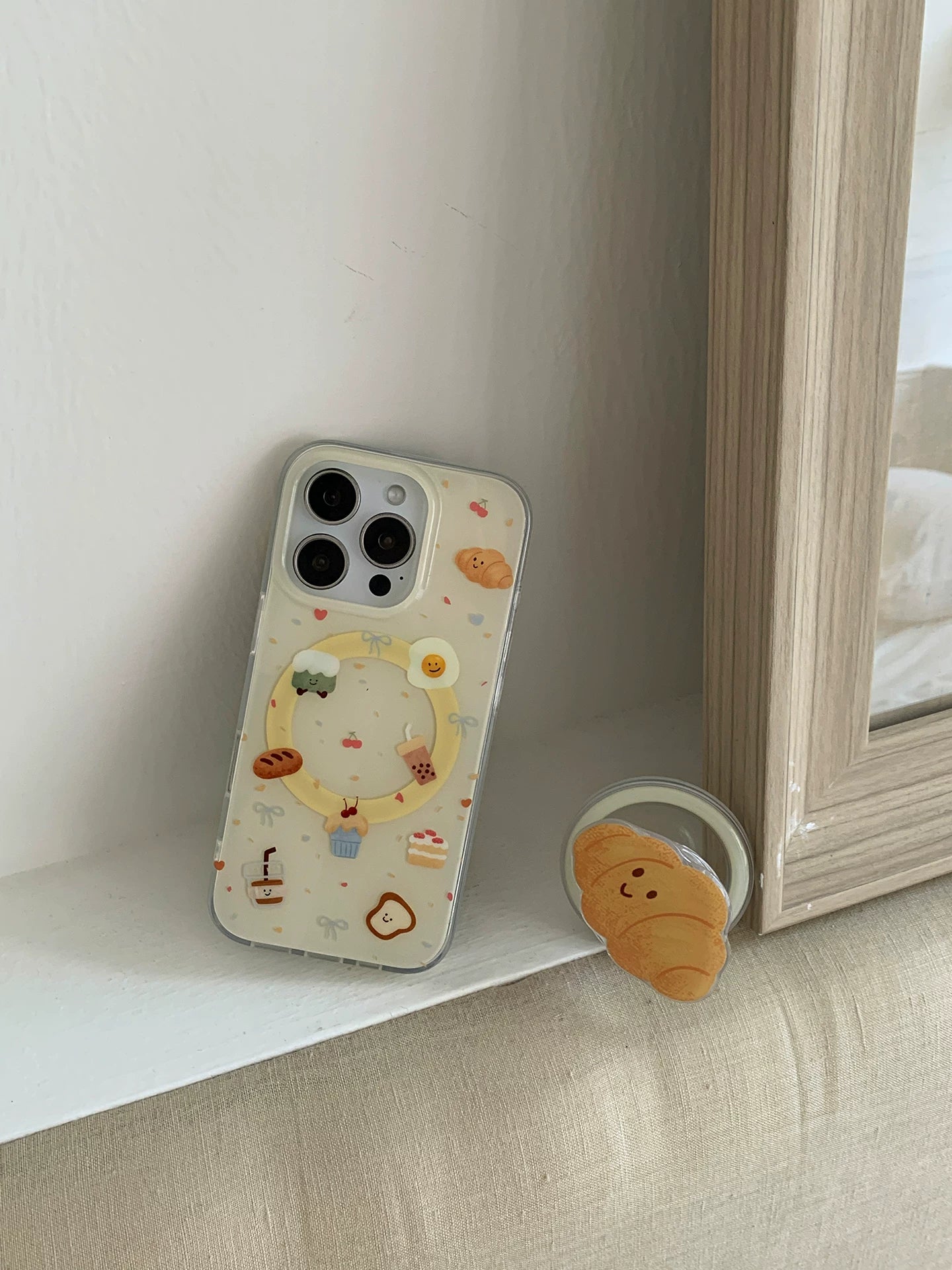 Kano Bread Print Mobile Phone Case with Stand