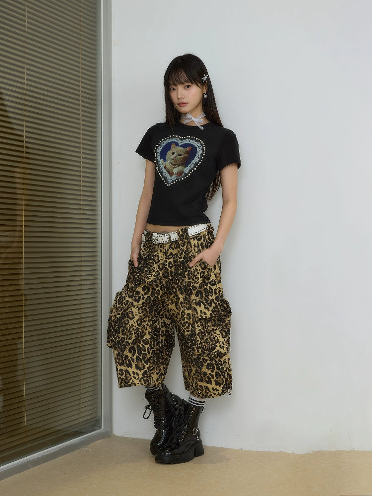 EeeeArtmonster Short Pearl Kitten Slim Tee