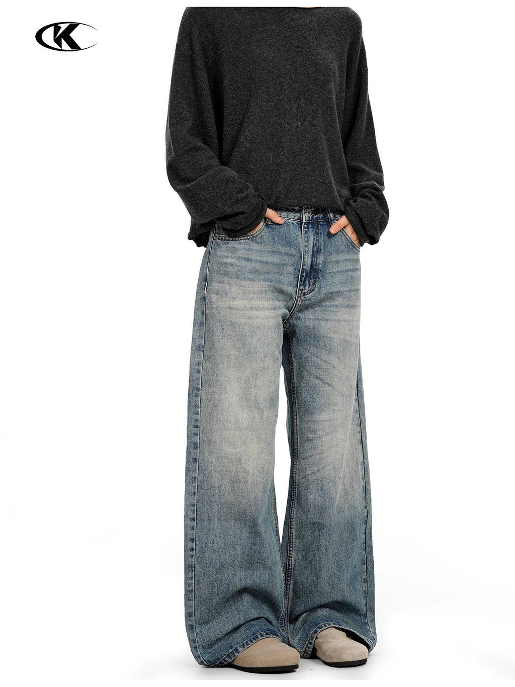 11KN Retro White Casual Loose Wide-leg Floor-mopping Trousers