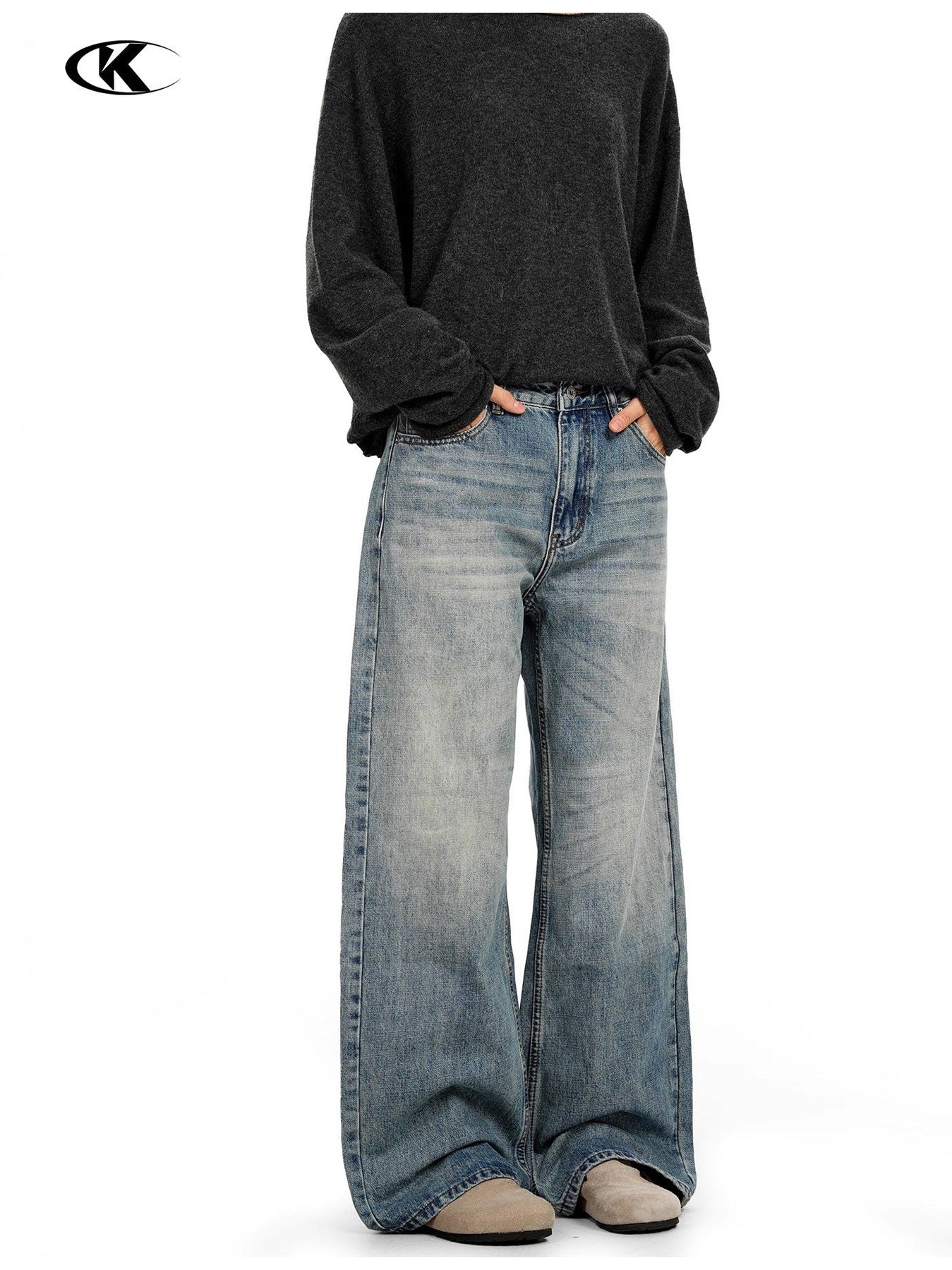 11KN Retro White Casual Loose Wide-leg Floor-mopping Trousers