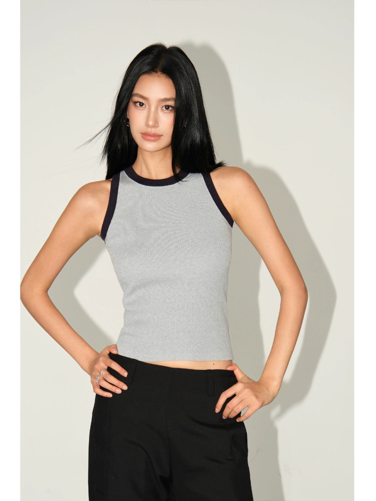 NEVA HU Contrast Knitted Sling Vest