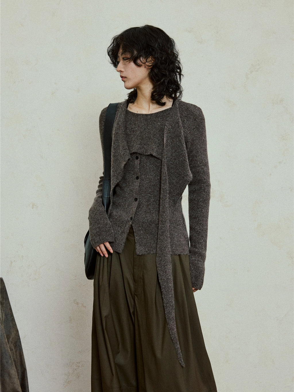 SUNYVONN Irregular Streamer Knitted Sweater