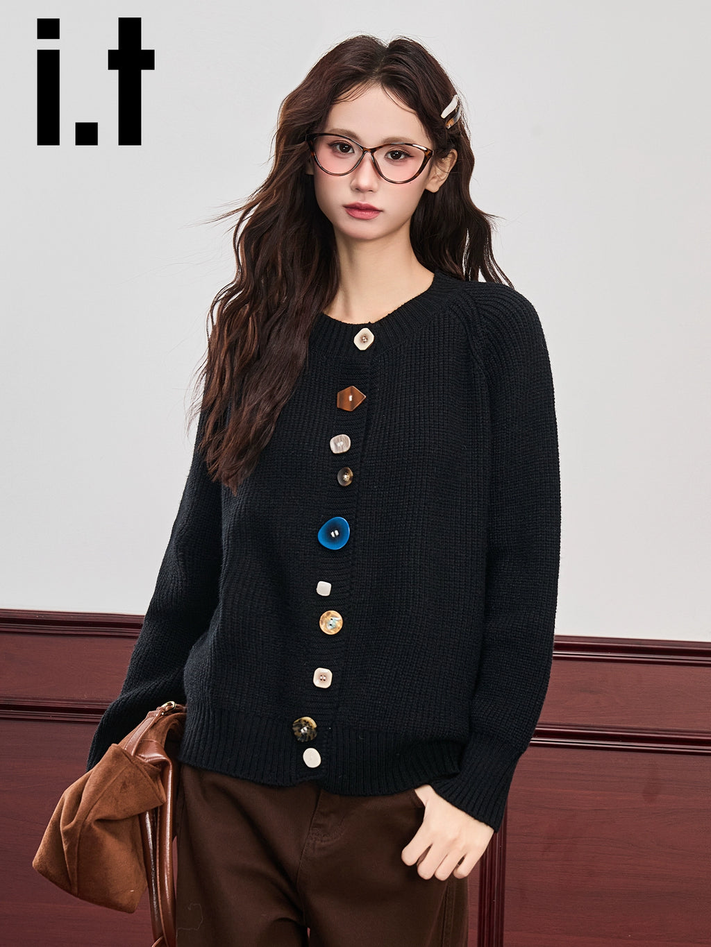 IT: CHOCOOLATE Button-down Knitted Cardigan