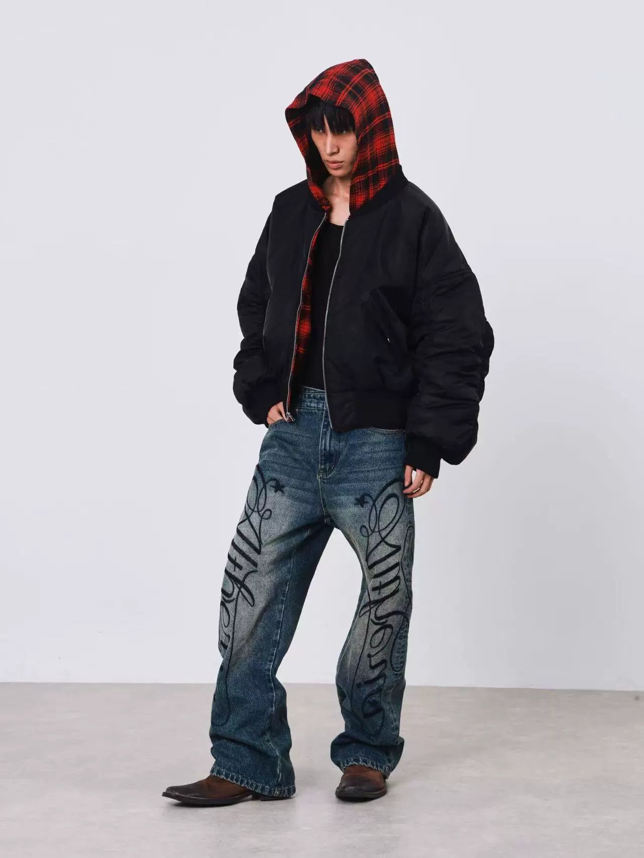 DETW Embroidered Print Vintage Straight Stacked Jeans