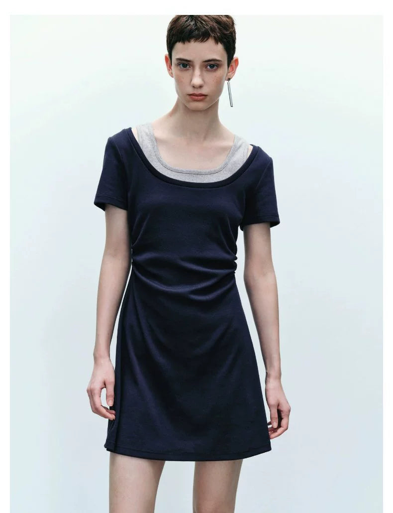 URBAN REVIVO Contrasting Splicing Fake Two-piece Pleated Short-sleeved Dress