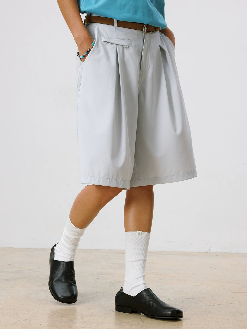 LR MADE Double Pleated Casual Shorts