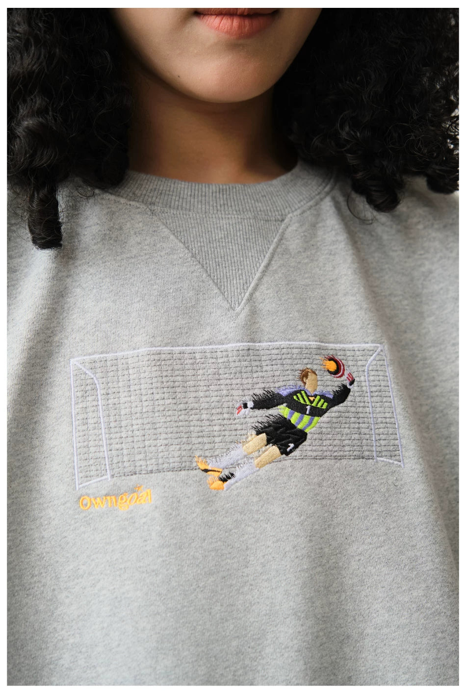 Battles Oolong Ball Sports Channel Crew Neck Penalty Embroidered Sweater