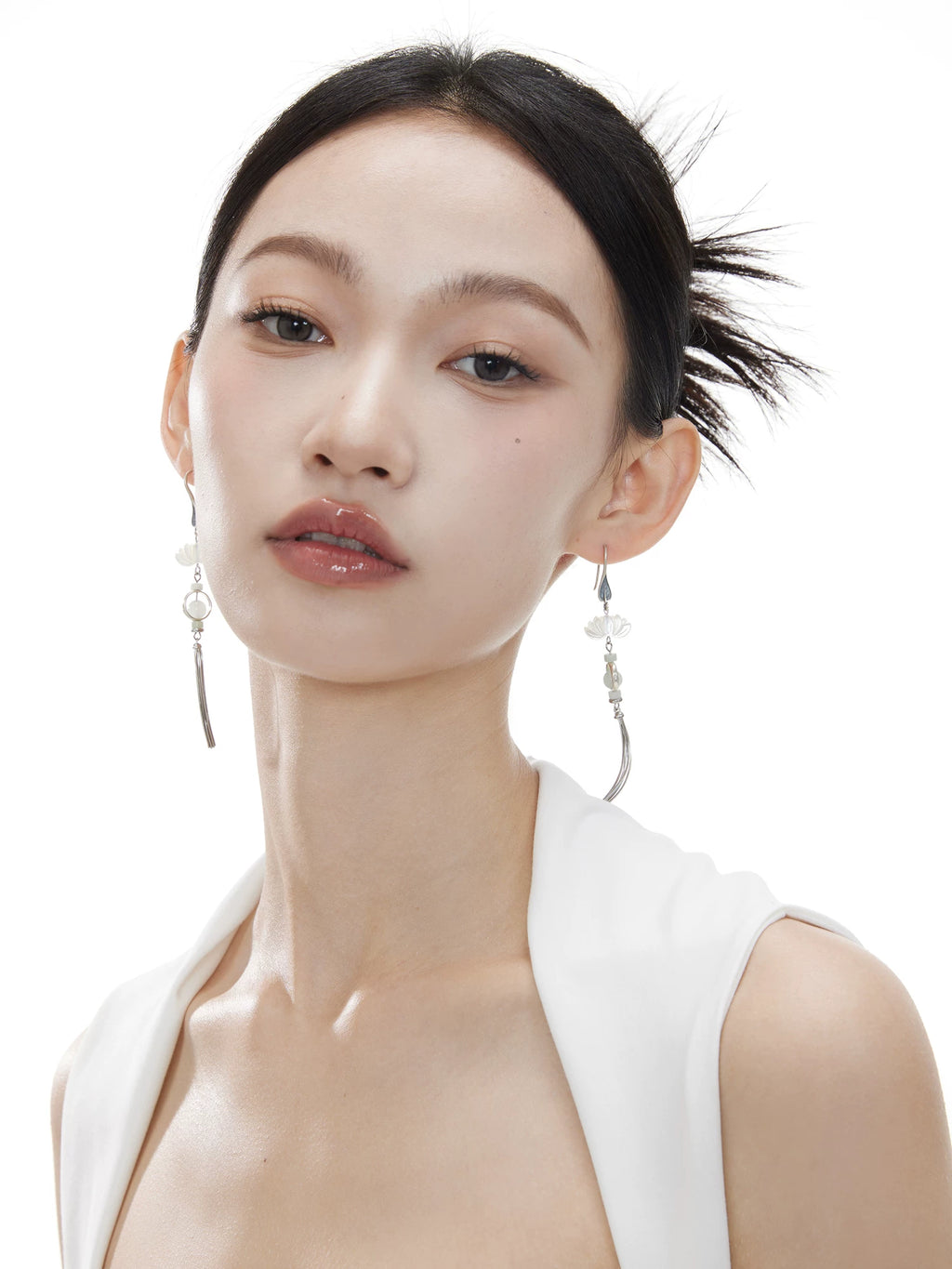 NO SOLUTION Lotus Leaf Fringed Earrings