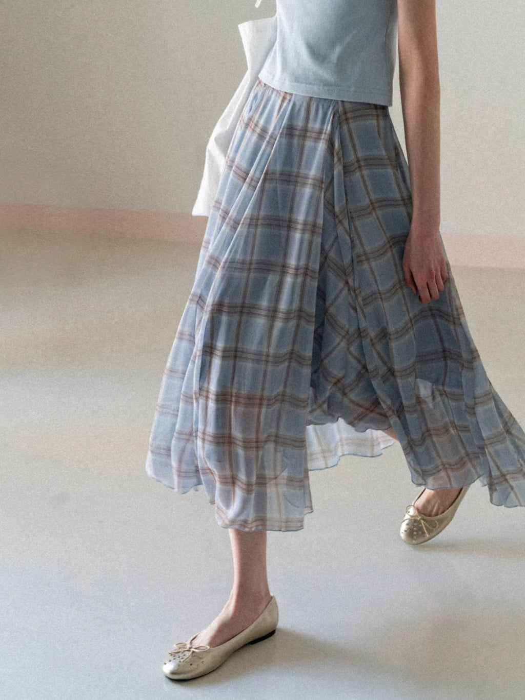 EGGKA High-waisted Elegant and Drape Plaid Skirt