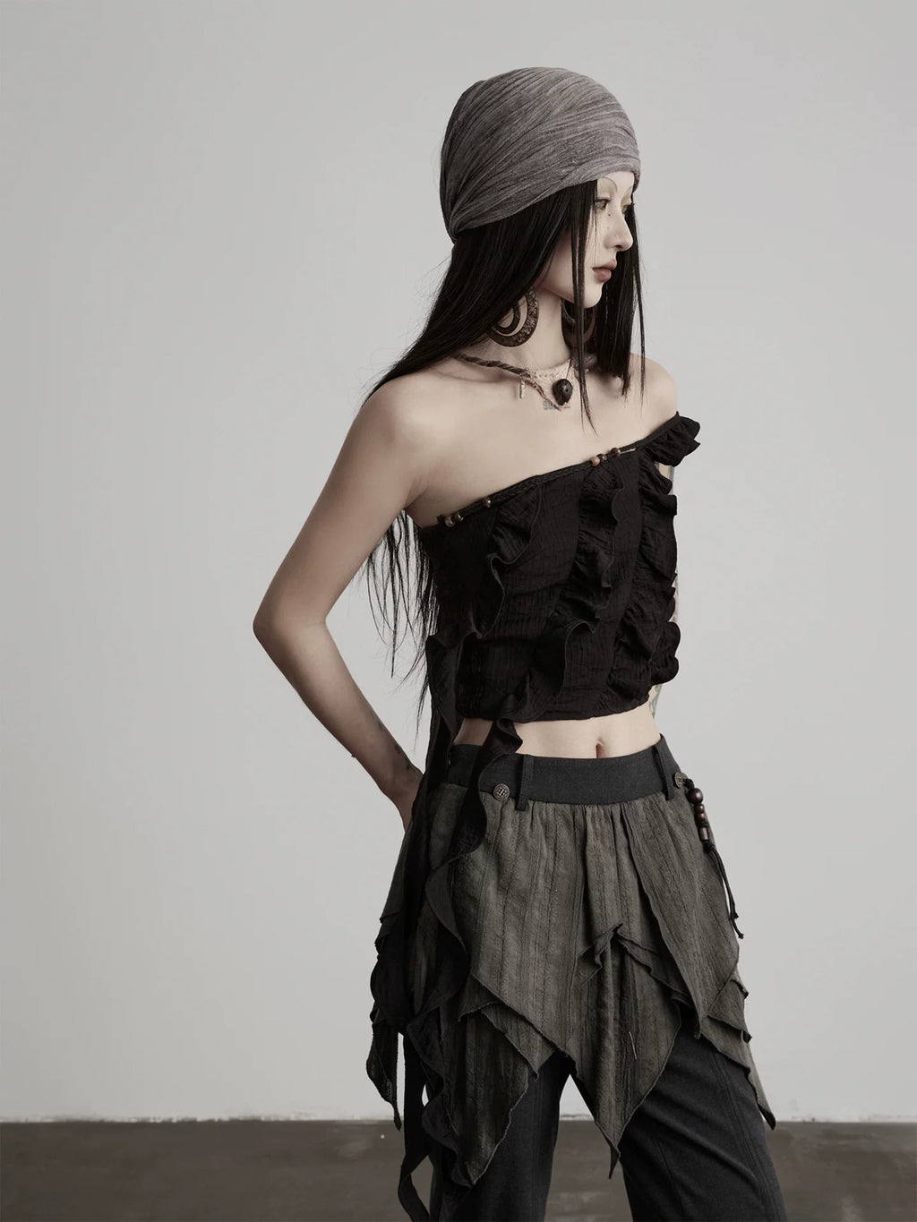 INDULGE Streamer Beaded Off-shoulder Slim Tube Top