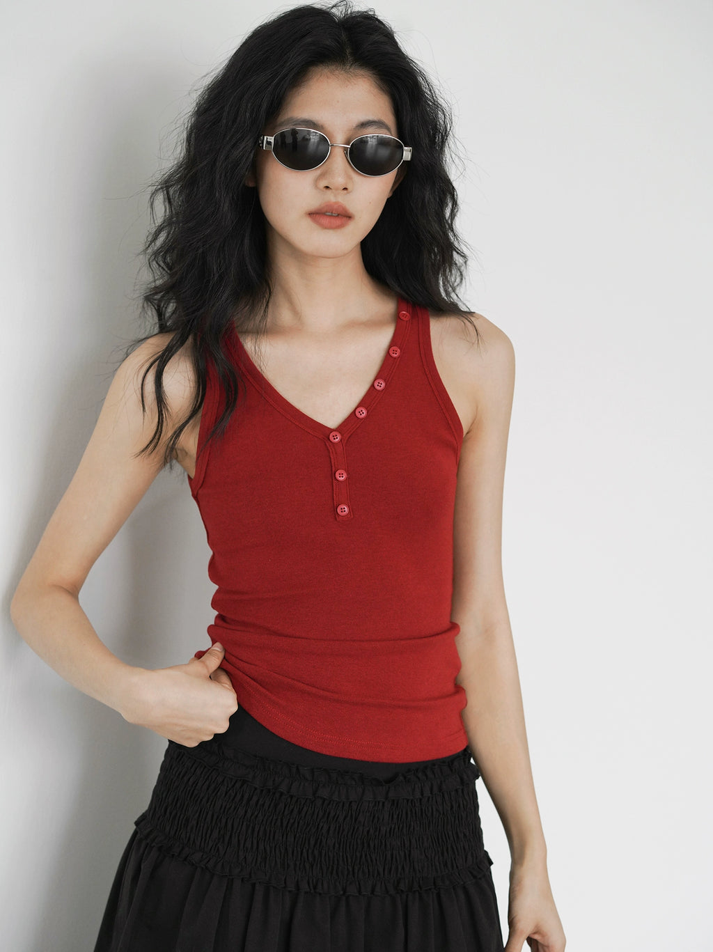 EIGHTHMONTH V-neck Slim Fit Inner and Outer Sling