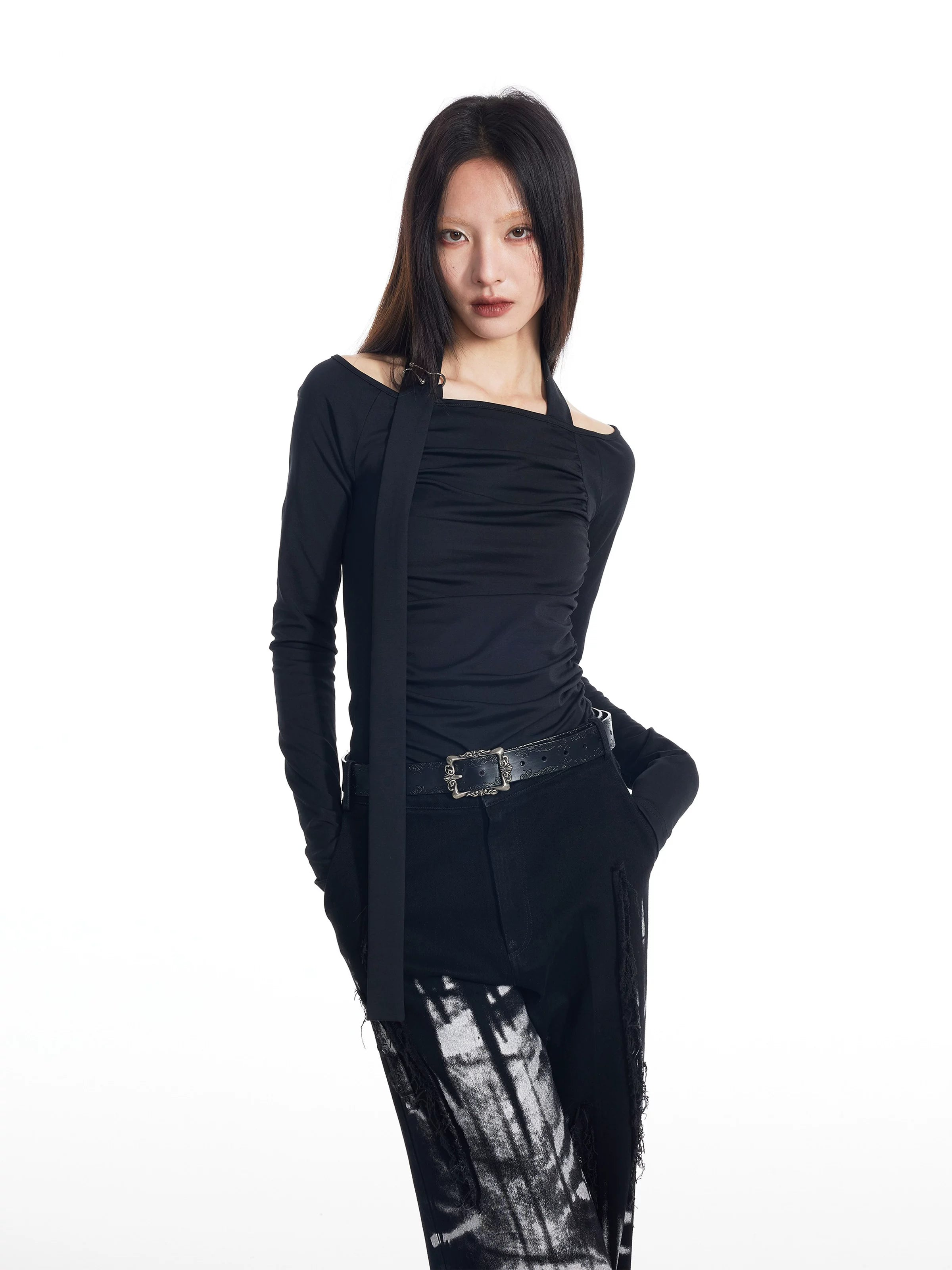 THELIGHT Pleated Metal Buckle Decorative Off-the-shoulder Long Sleeve