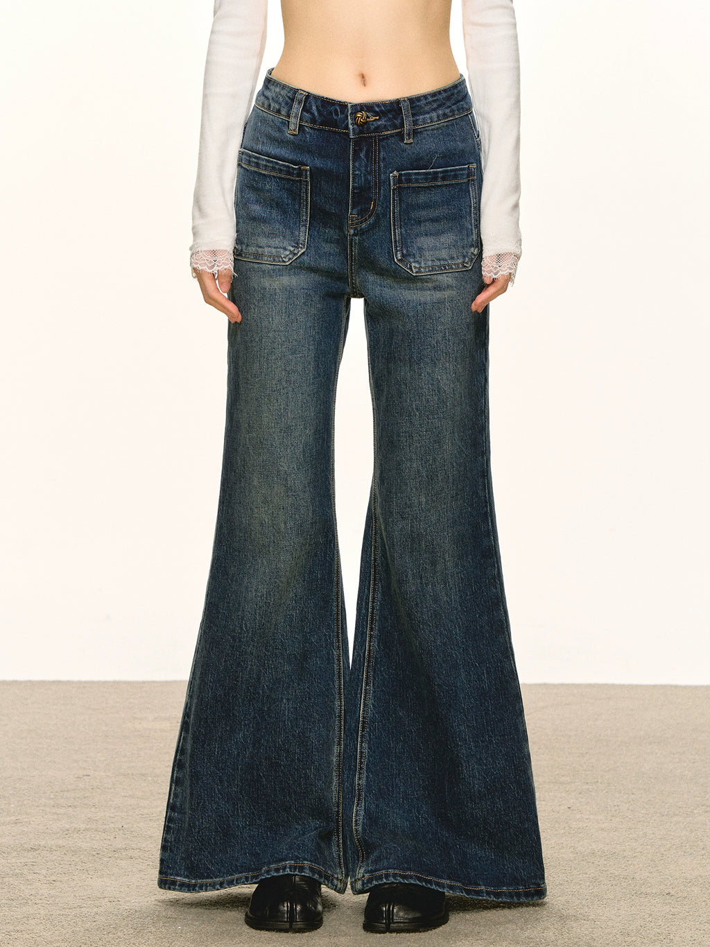 Anna Aneae Straight Jeans