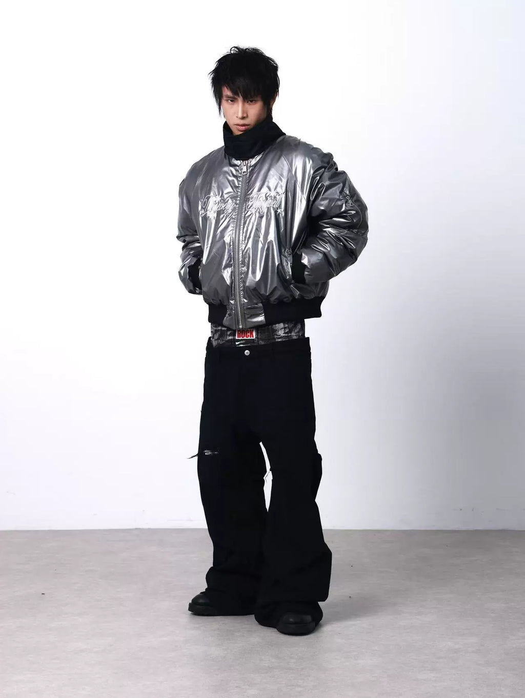 DETW Pleated Short Stand-up Collar Rivet Embroidered Down Cotton Suit