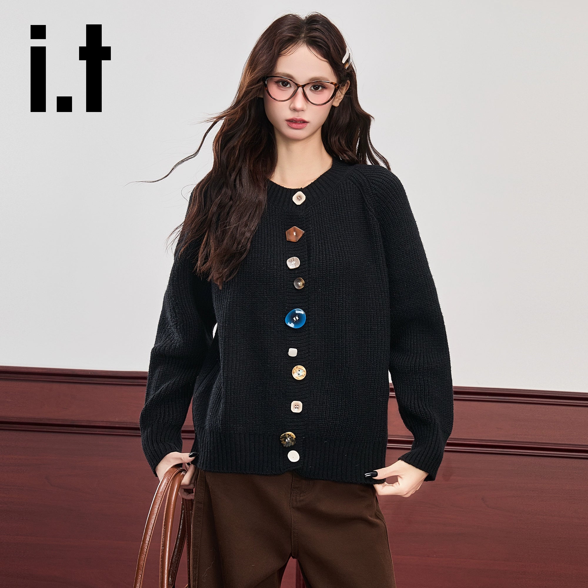 IT: CHOCOOLATE Button-down Knitted Cardigan