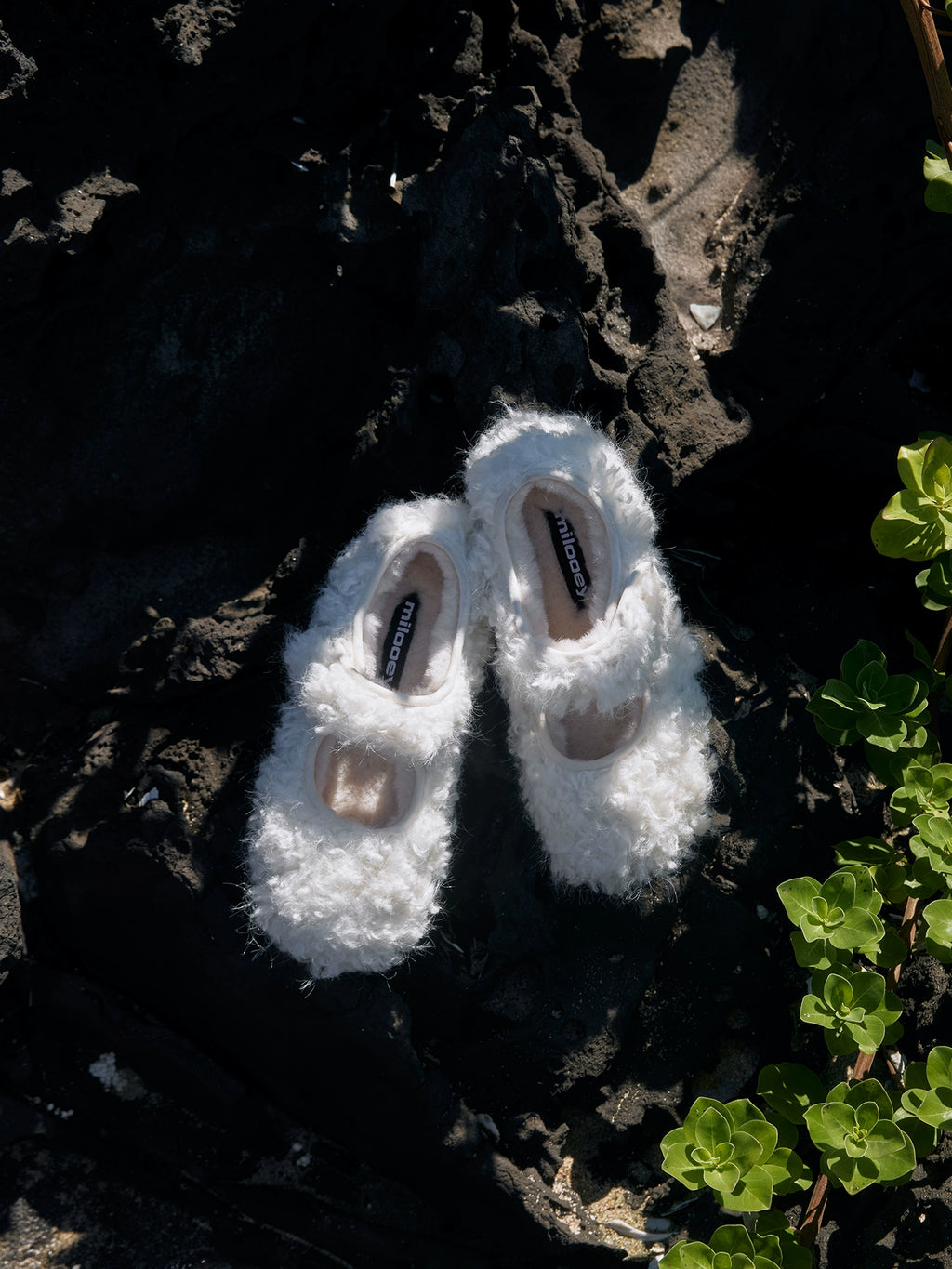 Milooey Soft-soled Velcro Bread Shoes