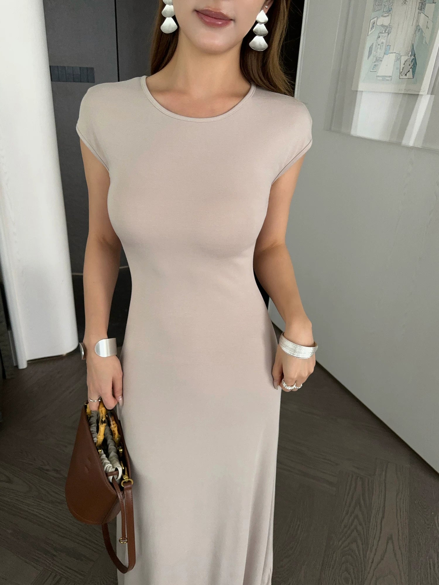 NEVA HU Simple Round Neck Slim-fitting Long Skirt