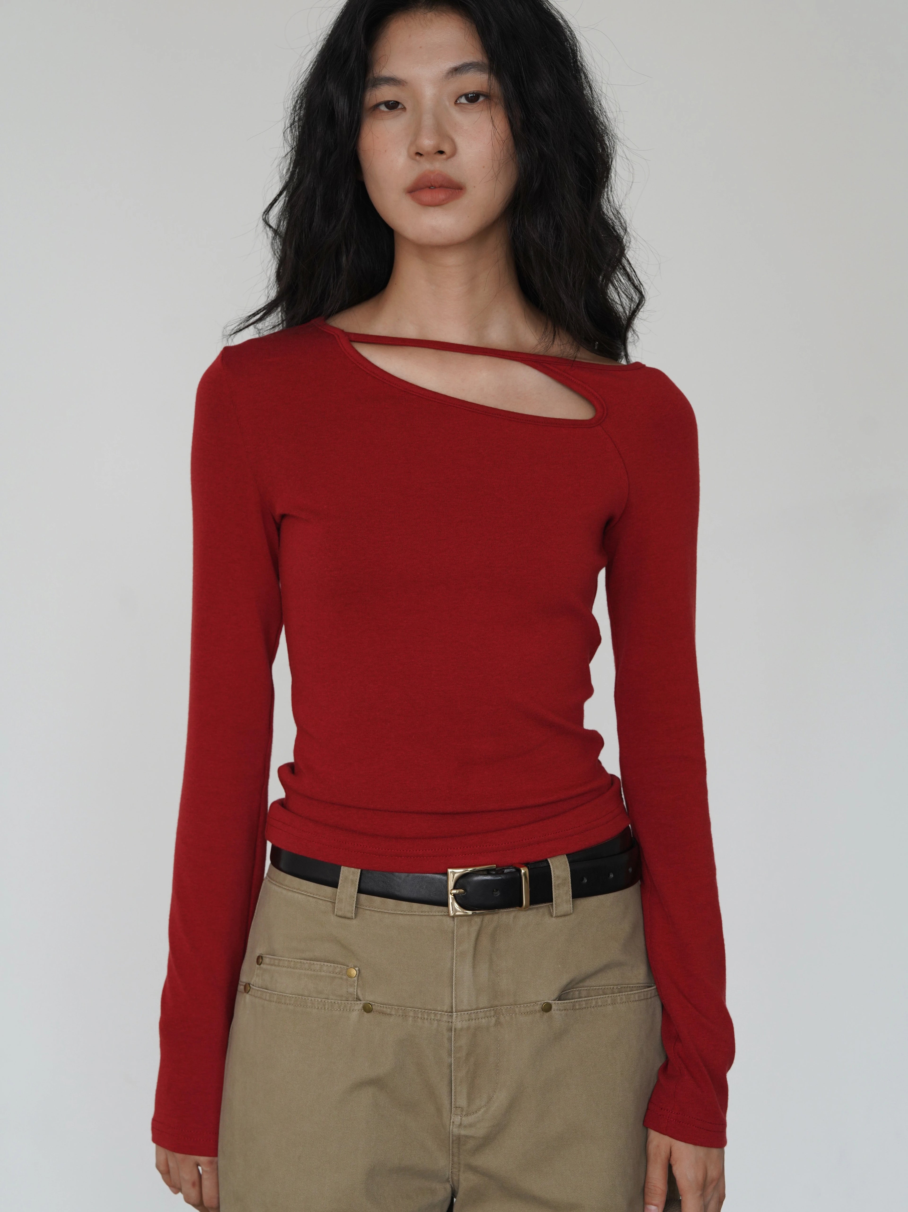 EIGHTHMONTH Single Side Hollowed Slim Slim Long Sleeves