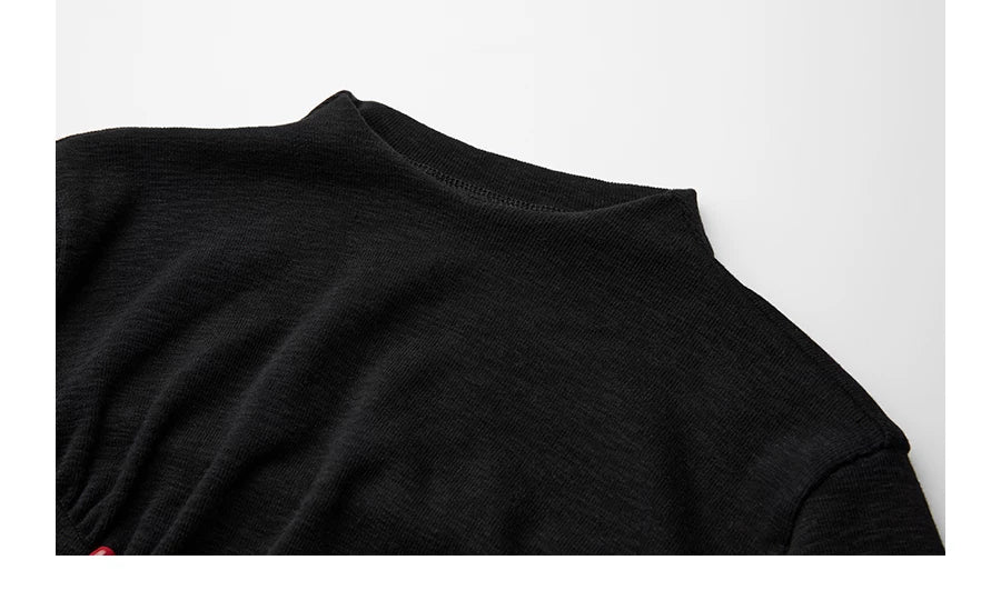 INDULGE Semi-turtleneck Slim Waist Tee