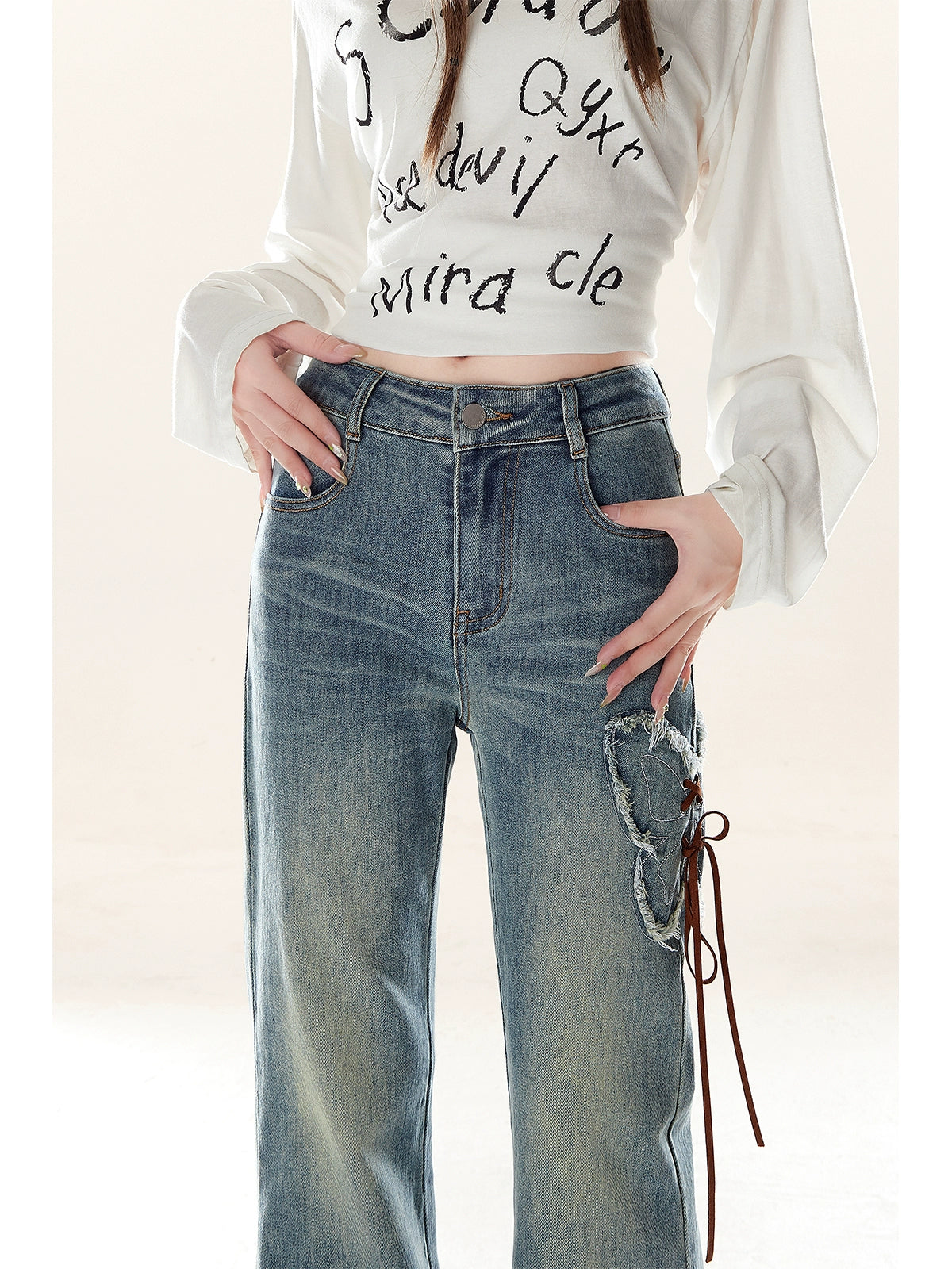 Zrsee Bow Strap Slightly Pulled Jeans