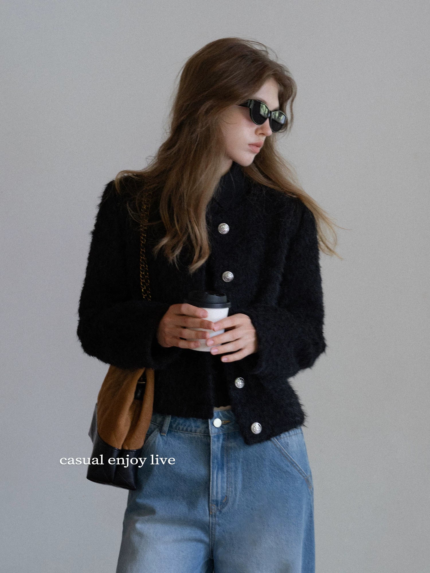 EGGKA Crew Neck Single-breasted Premium Short Jacket