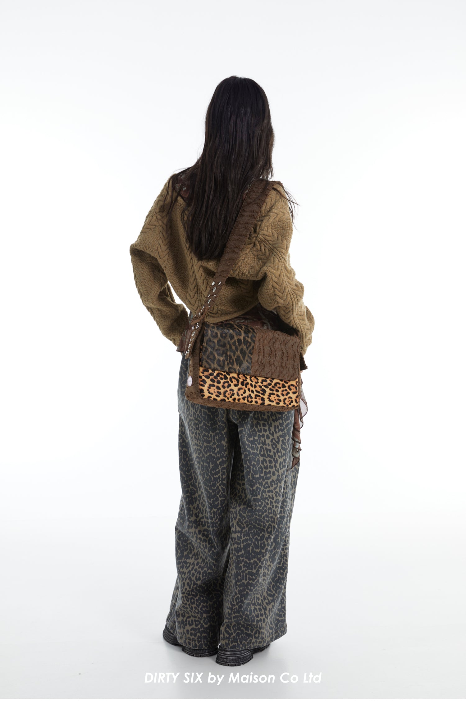 DirtySix "rahrah! Jaguar!" Ah Leopard messenger cow fur bag