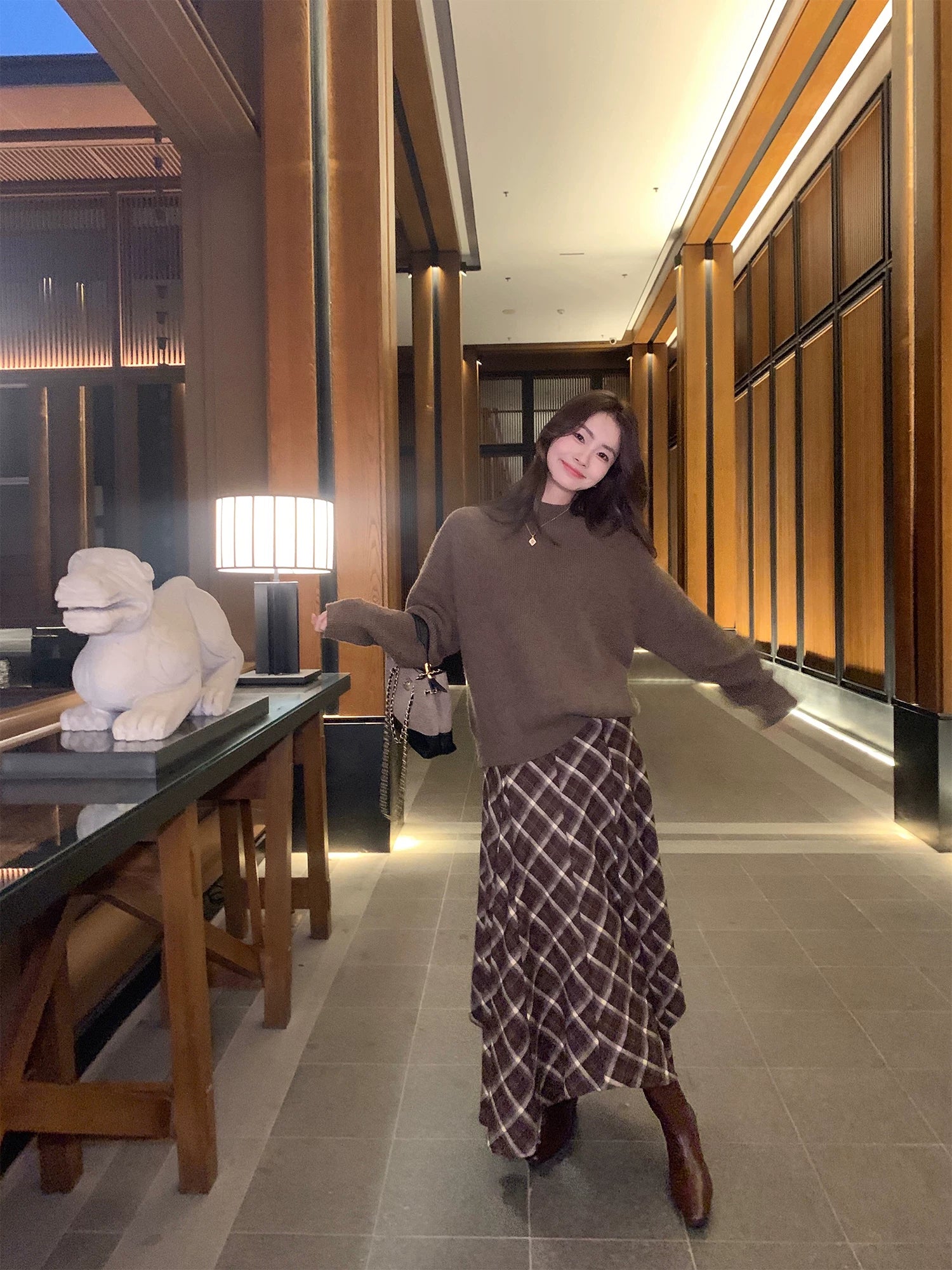 Pusumede Checked Irregular Skirt