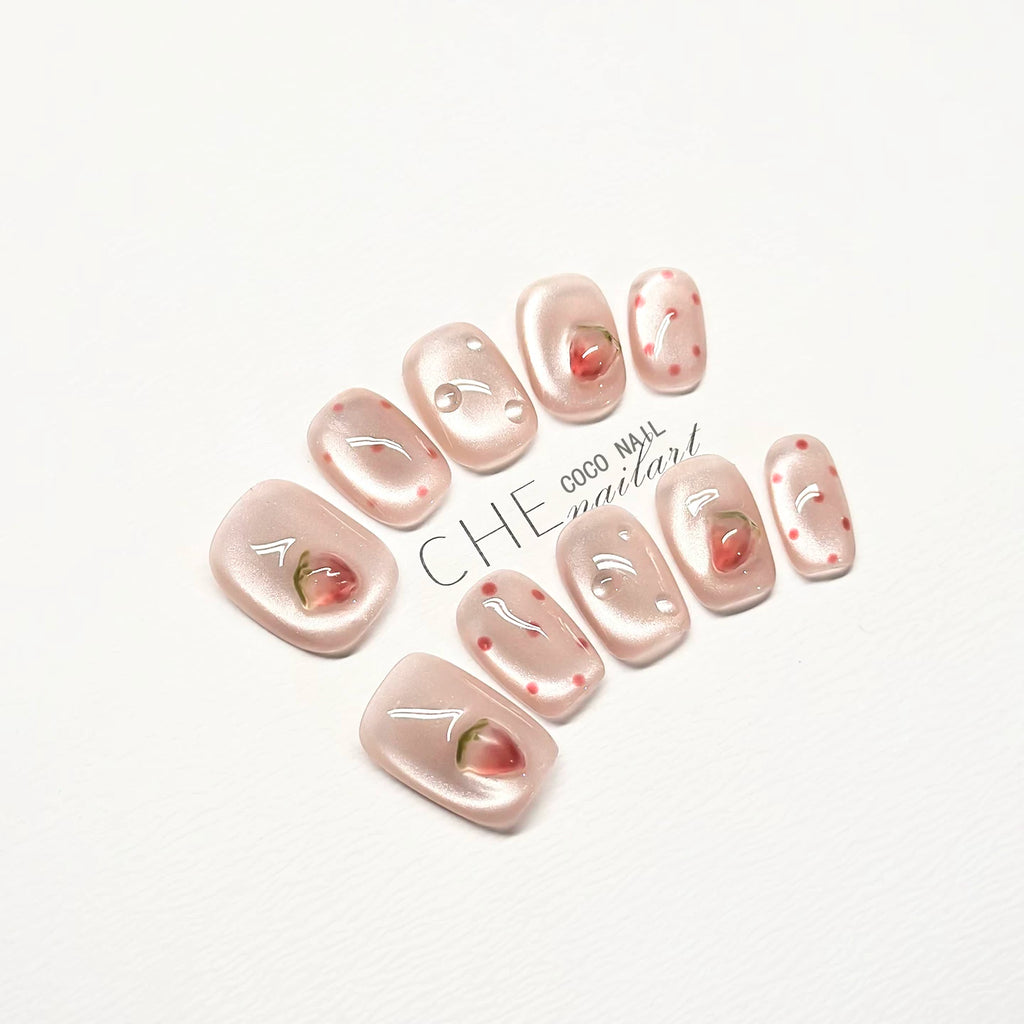 COCO Light Luxury High Sense White Hand-worn Armor