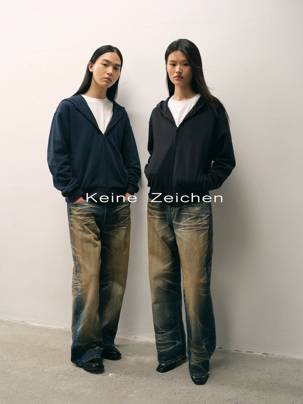 NO LOGO Lazy Loose Abraded Hooded Zipper Sweater