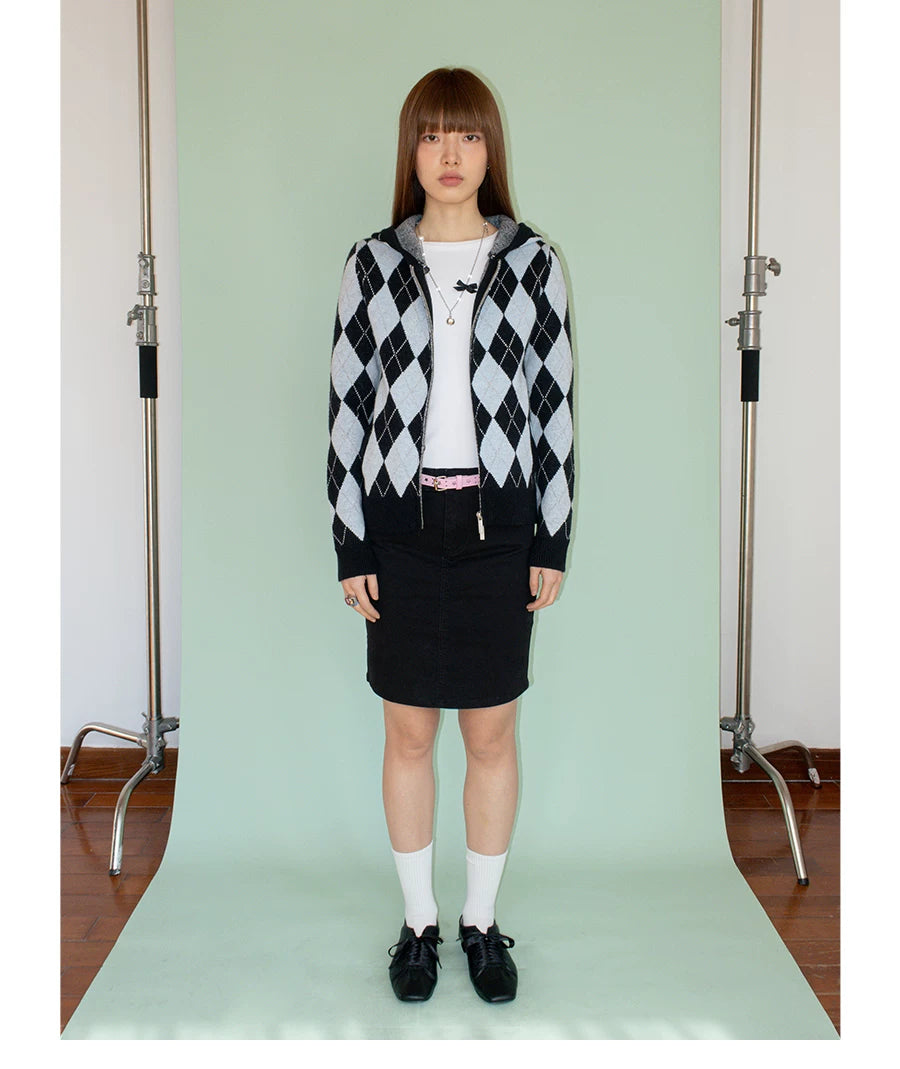 FUNKYFUN Diamond Plaid Contrast Stitching Hooded Knit Sweater Jacket