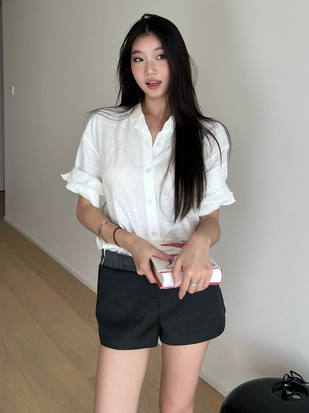 WITHMIN Loose and Slim Casual Shirt