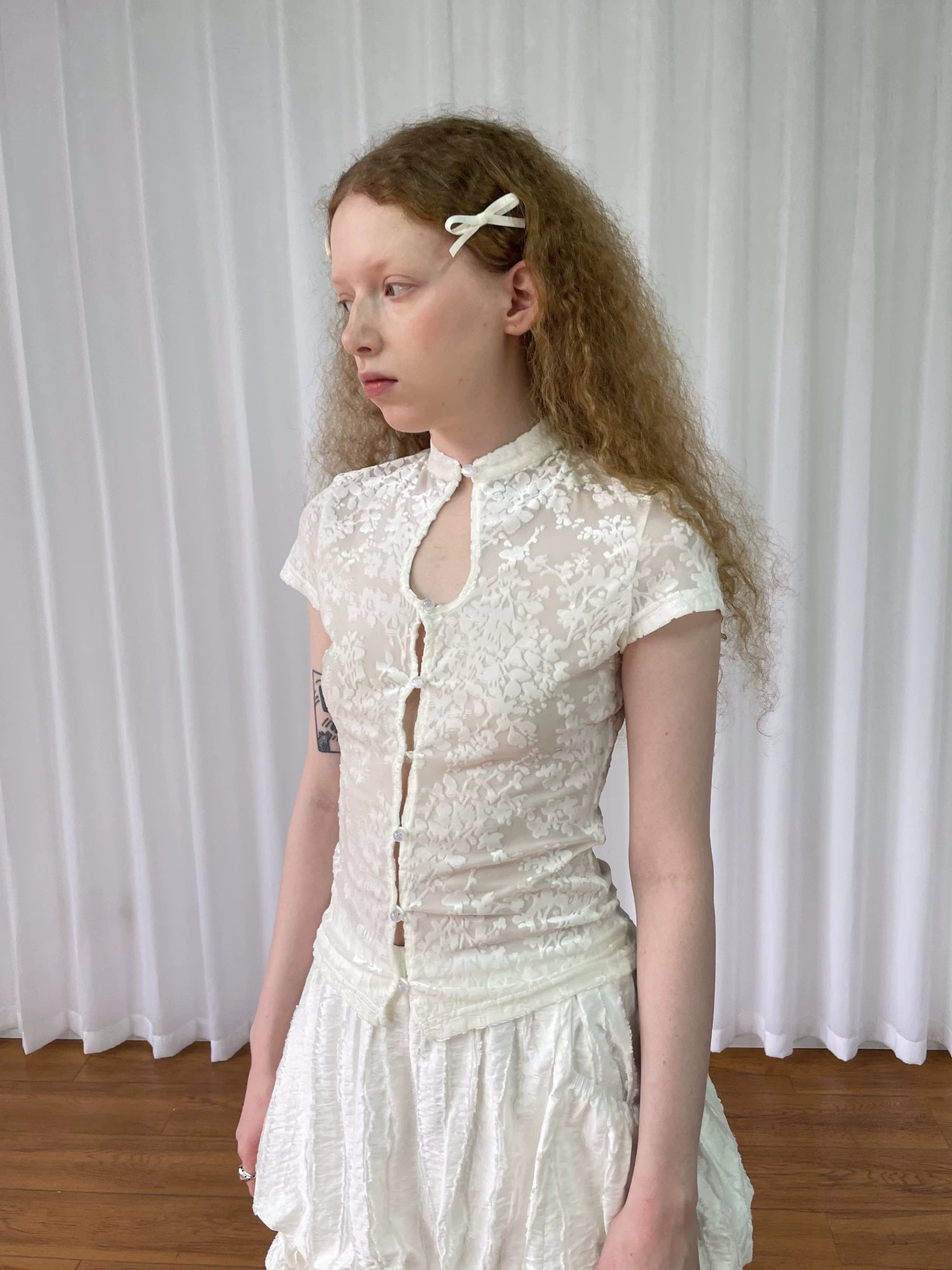 Loosesmell Jacquard Spliced Lace Waist Shirt