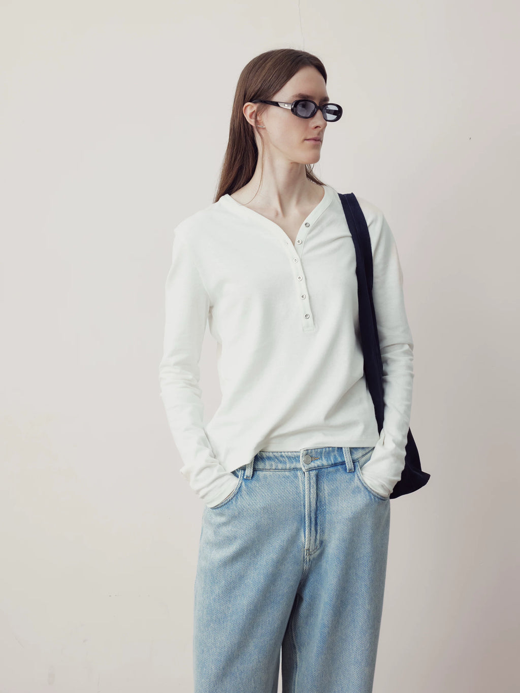 COLN V-neck Breathable Loose Casual Long Sleeves