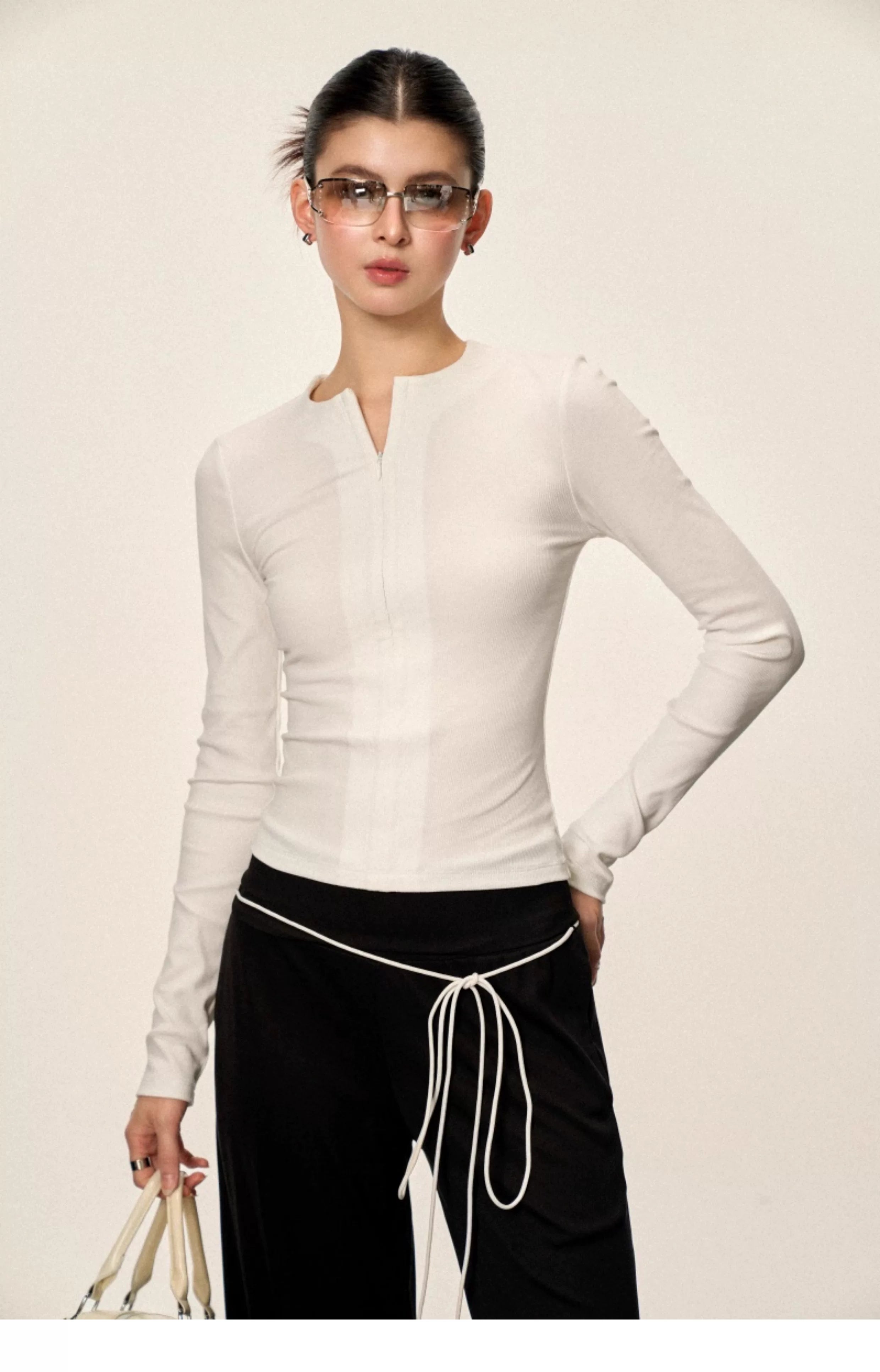 Cherry Melody Slim Slim V-neck Long Sleeves