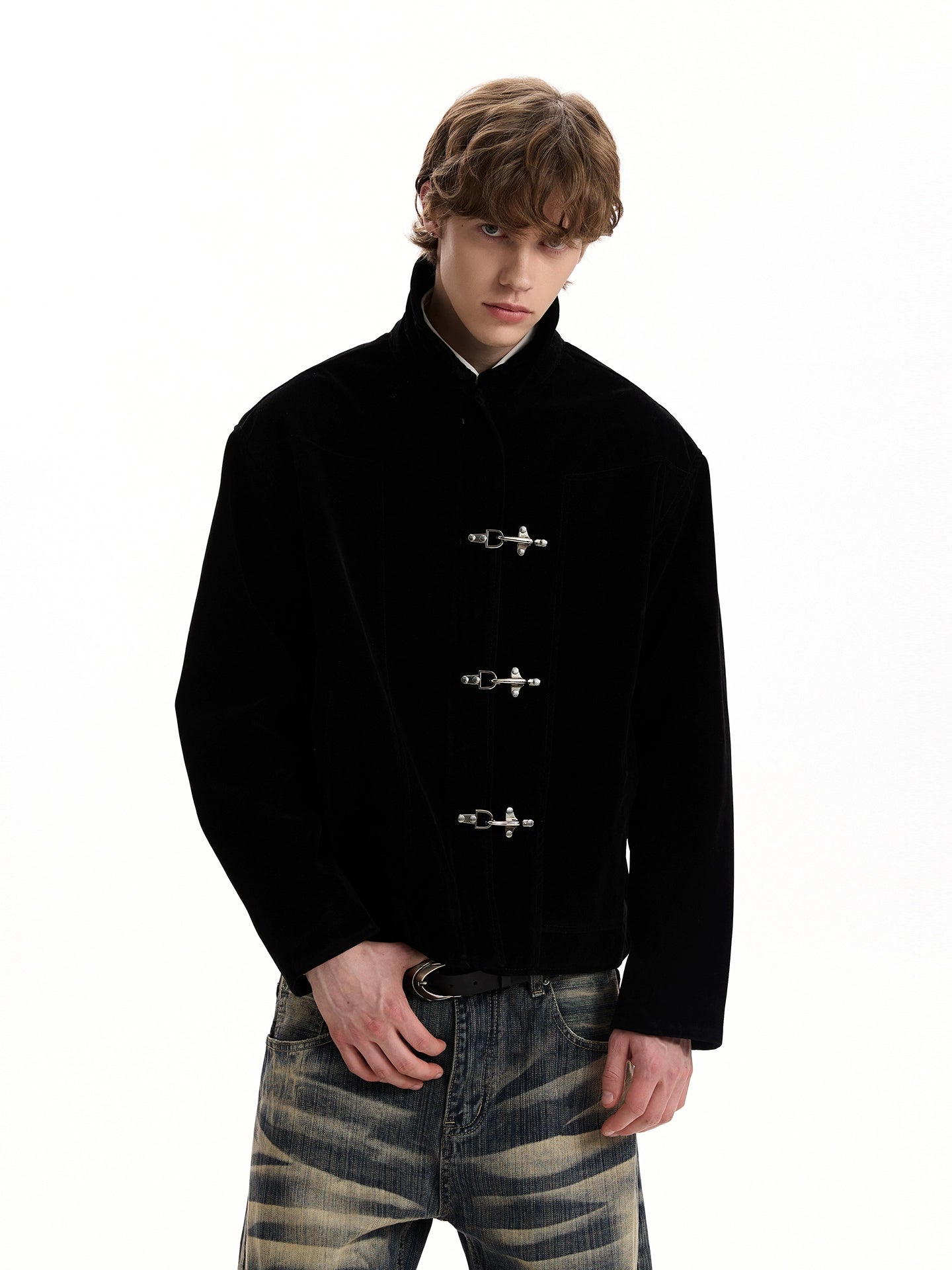 A PUEE Vintage Silhouette Short Suede Jacket