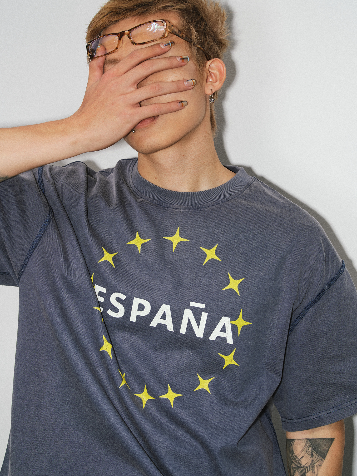 NOVACAM Letter Star Print Loose Tee