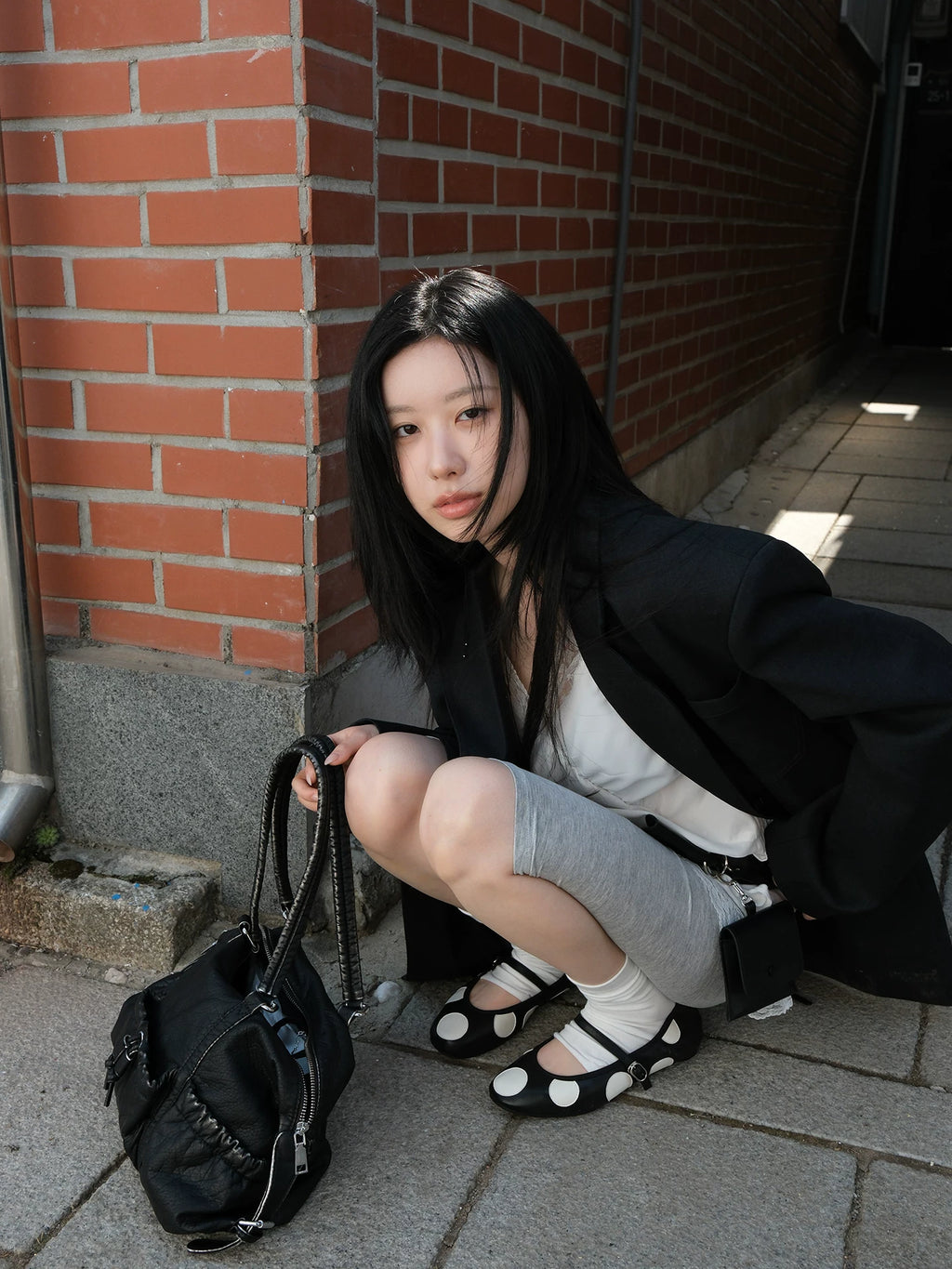 Mooreyu Polka Dot Round Head Shallow Mouth One Word with Flat Shoes