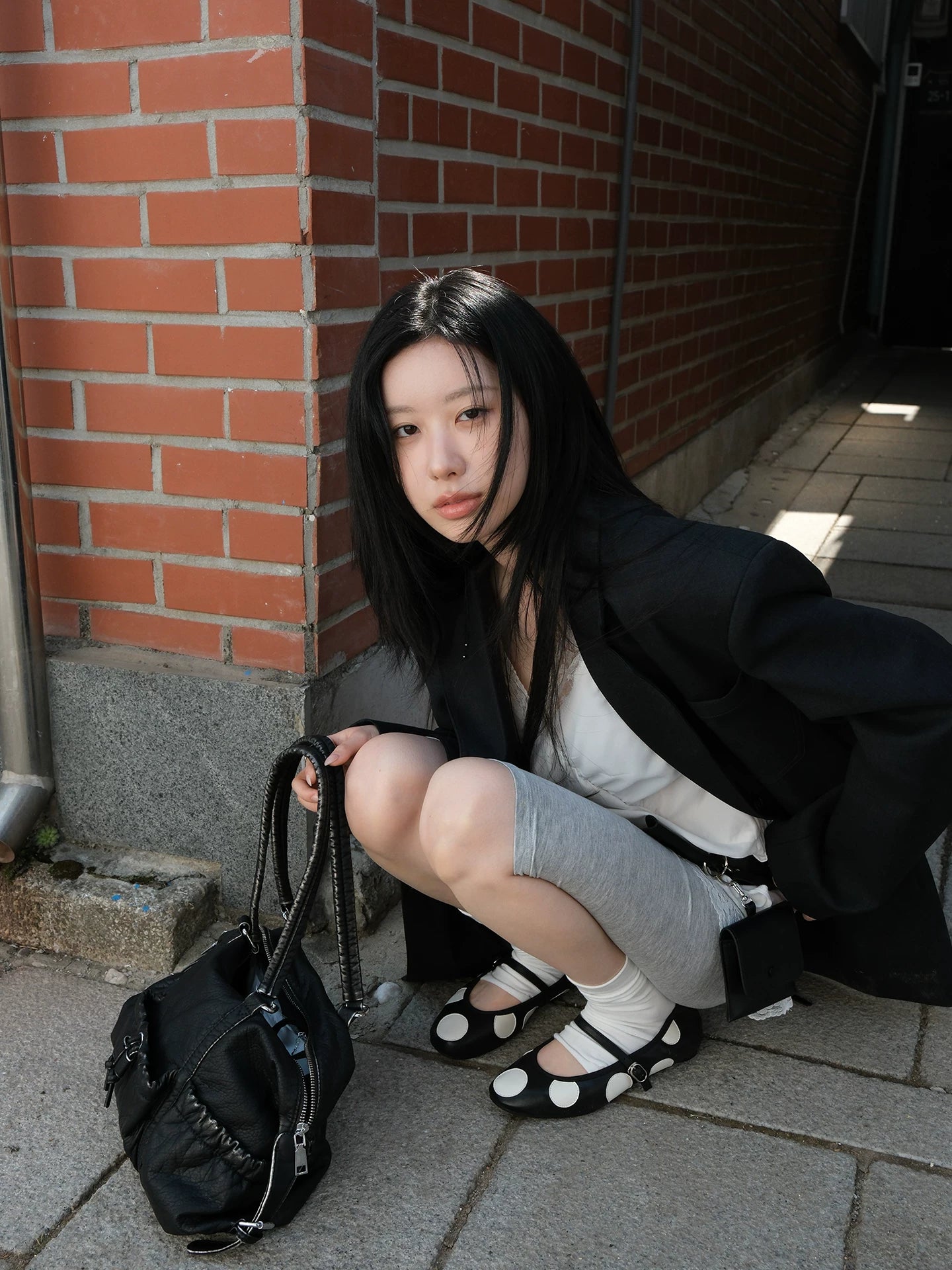 Mooreyu Polka Dot Round Head Shallow Mouth One Word with Flat Shoes