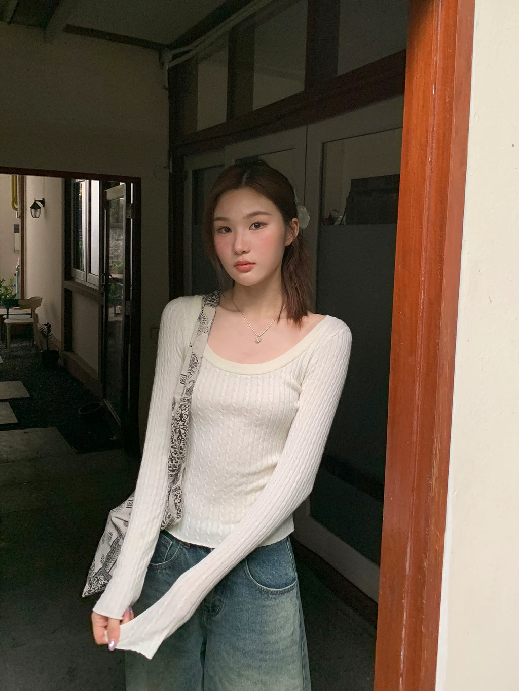 KANO Crew Neck Stretch Slim-fit Twisted Knitted Sweater