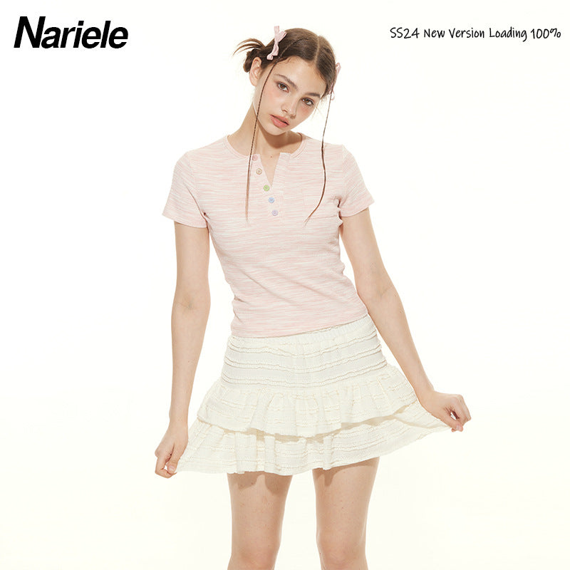 Nariele Colored Button Short Slim Fit Tee