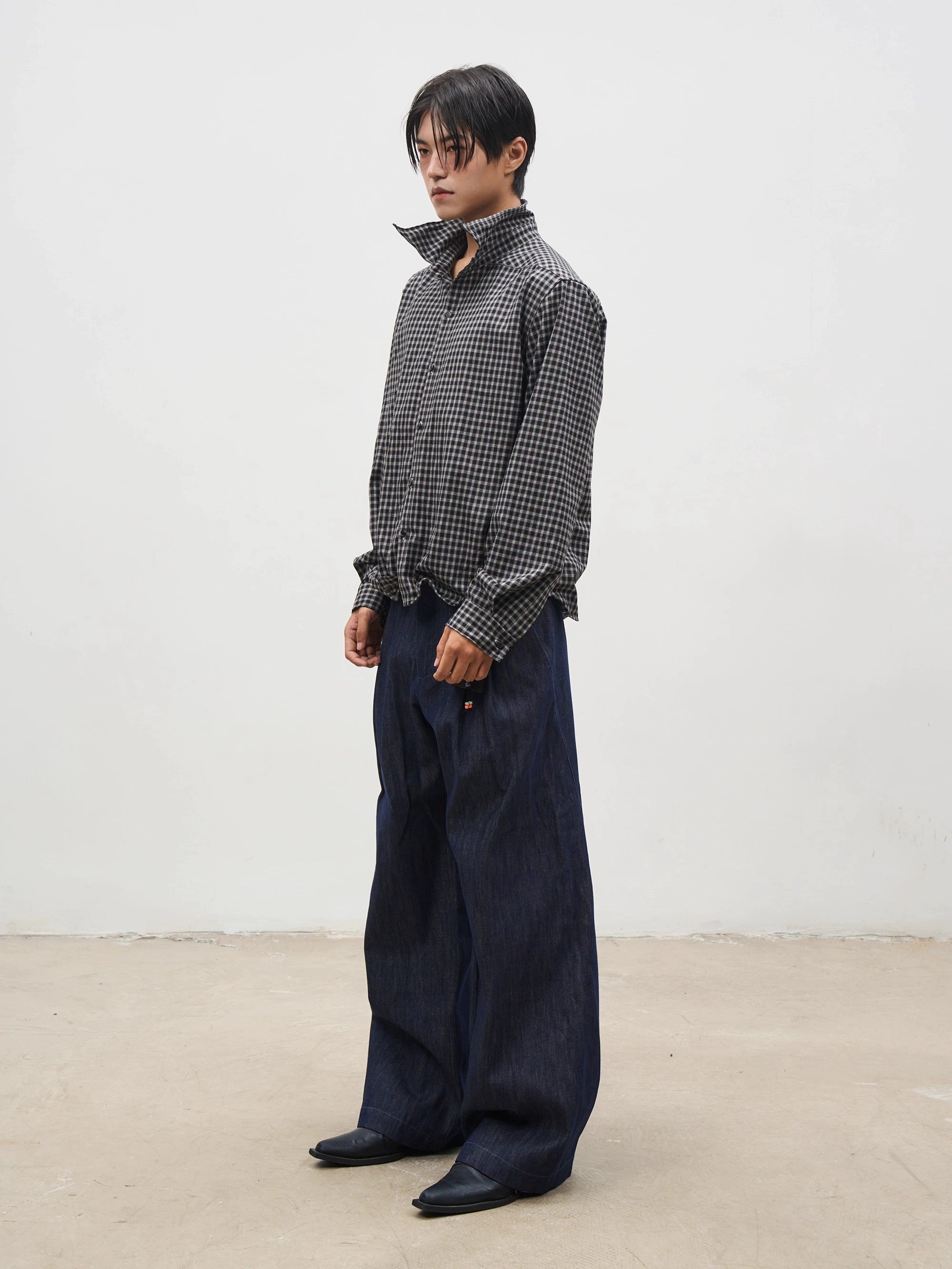SOUTHFISH Slanted Placket Loose Pleated Silhouette Jeans