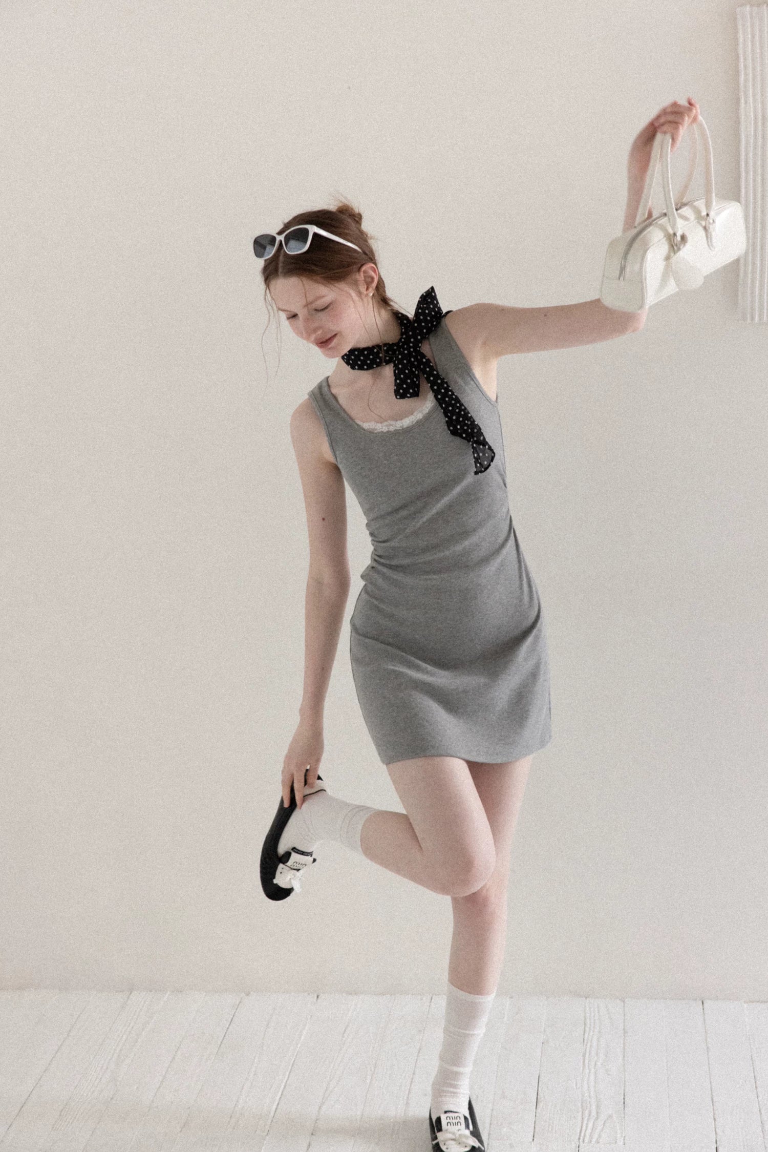 Cantonstory Sleeveless Waist Suspender Dress