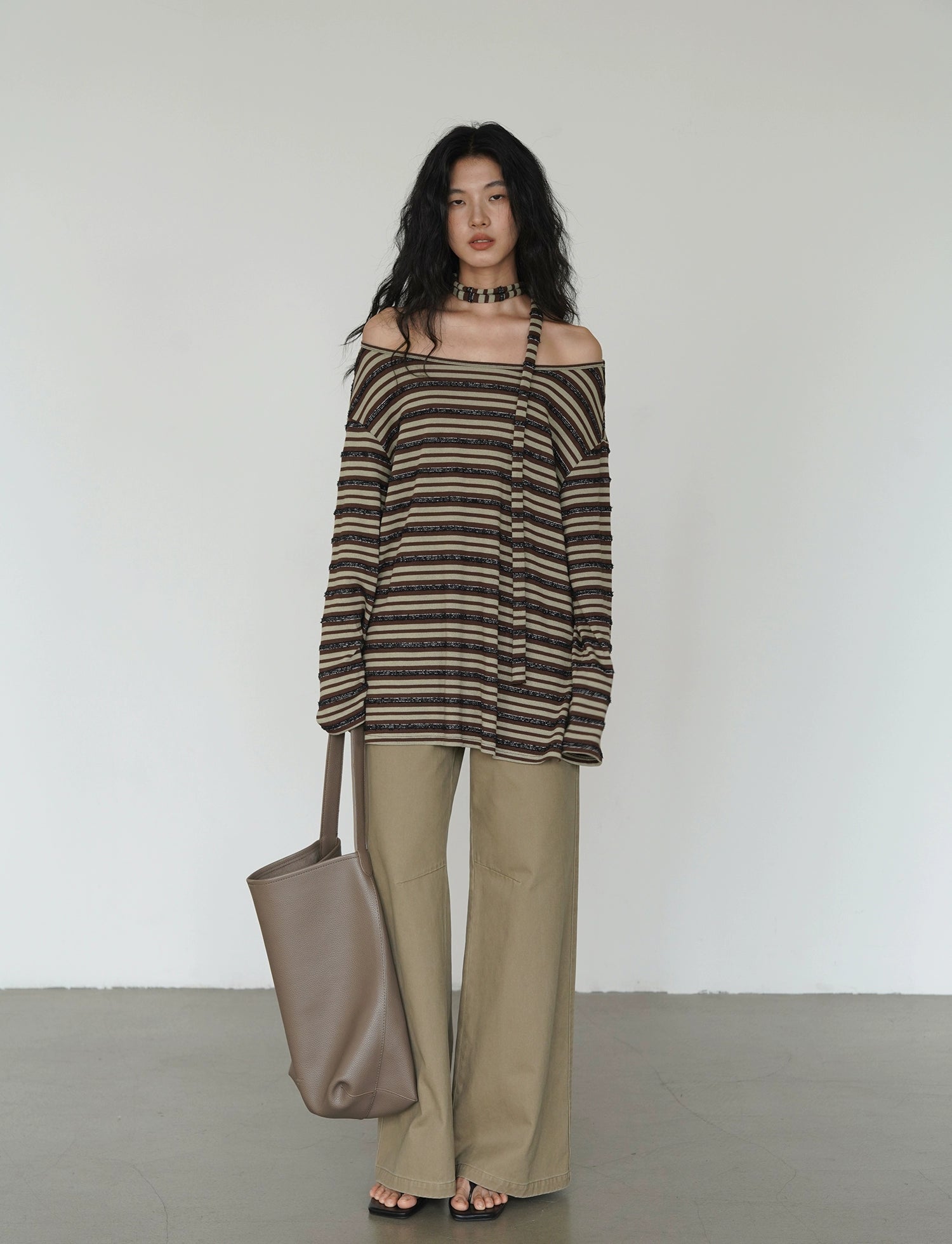 EIGHTHMONTH Striped Off-the-shoulder Streamer Casual Long Sleeve